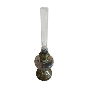 Ancienne lampe pétrole