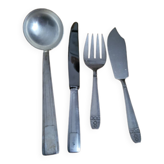 Silver metal serving cutlery