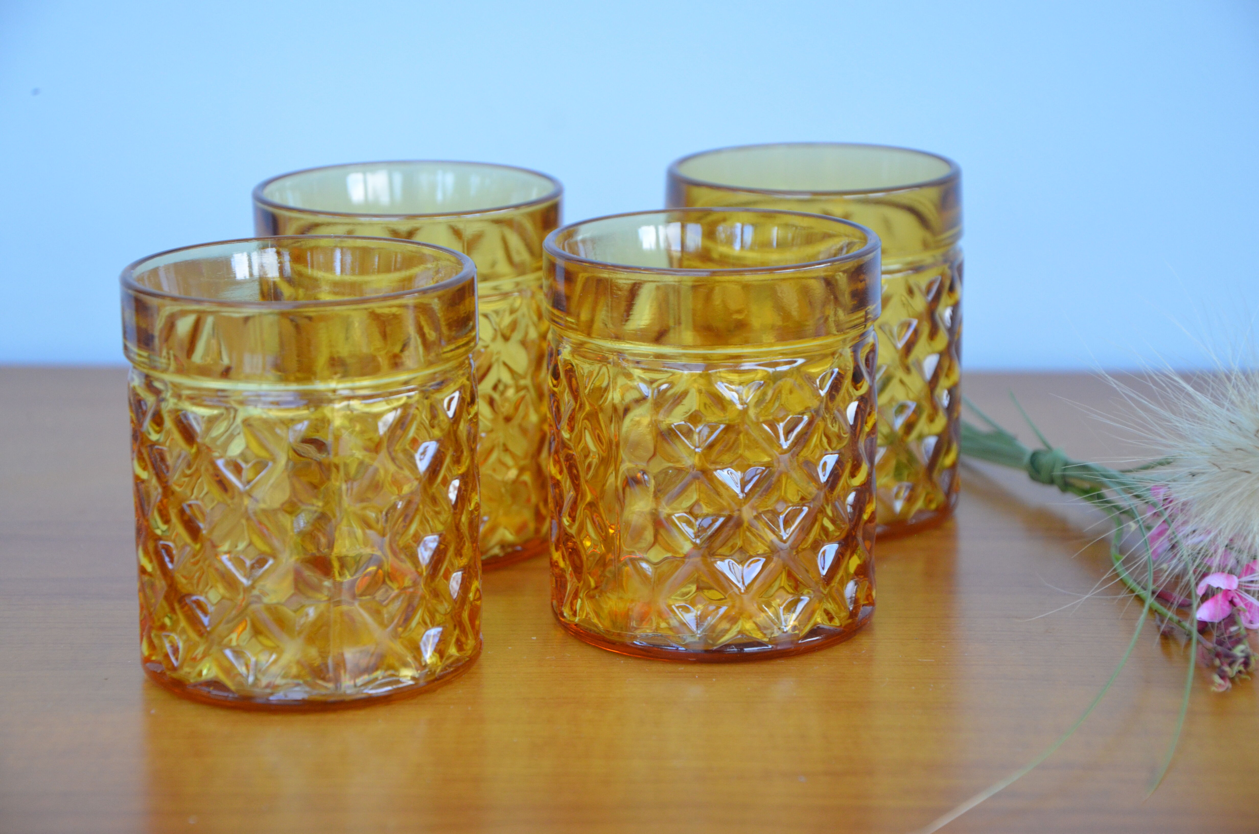 Set of 4 Pernod amber glasses