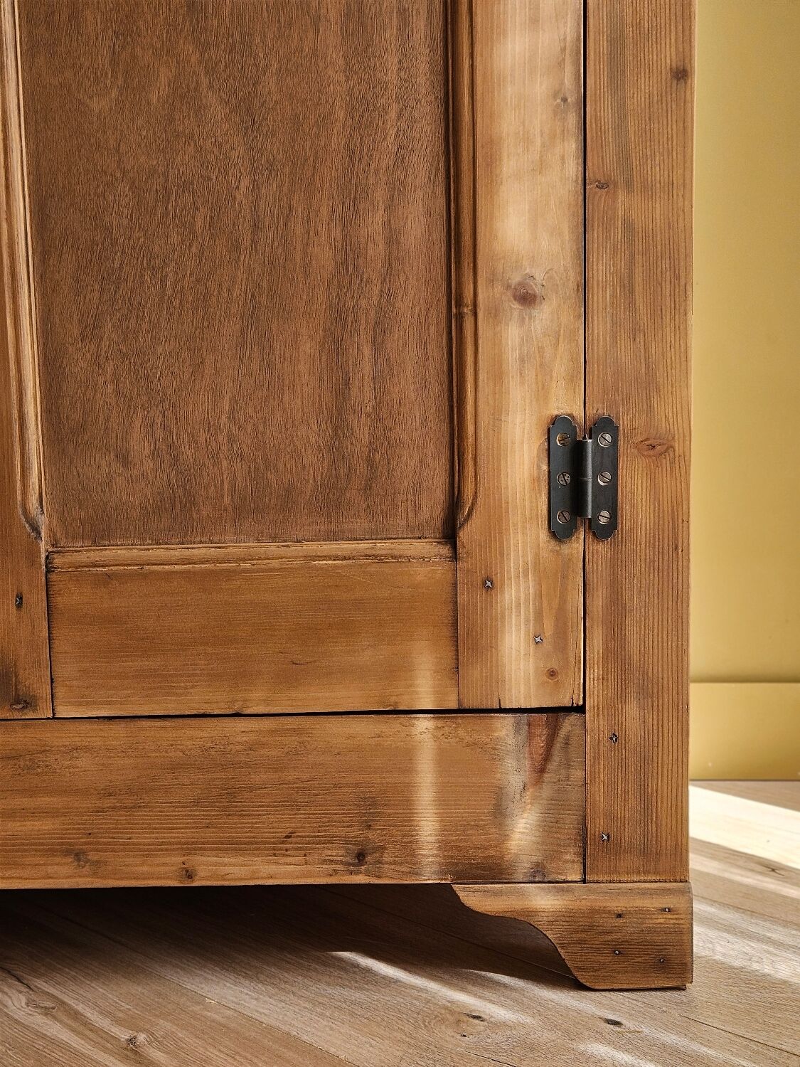 Parisian wardrobe armoire 1936 renovated | PIA