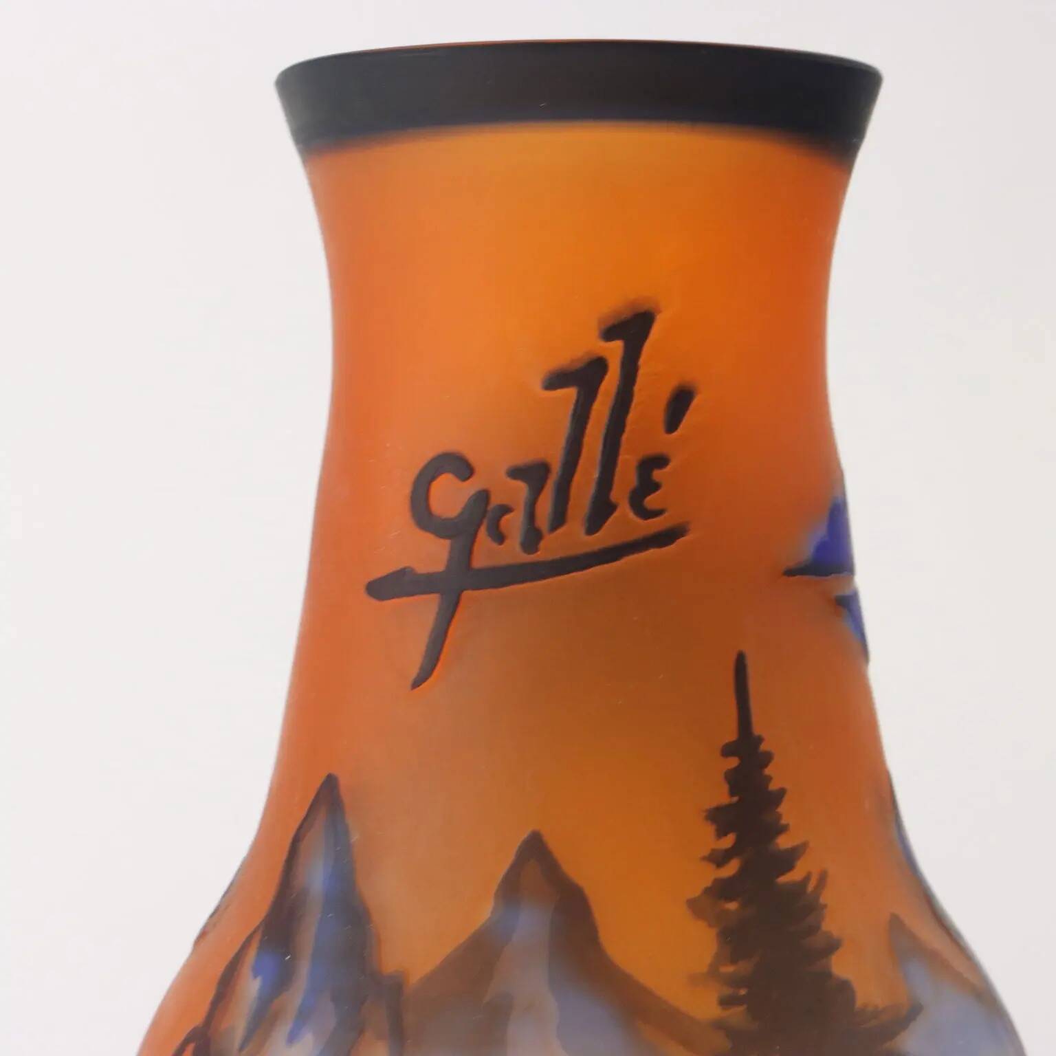 Vintage style Gallé '900 multicoloured decorative glass vase