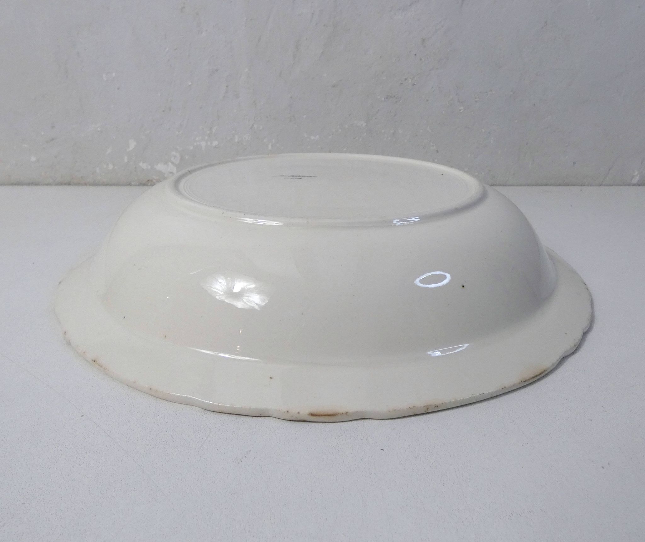 large deep vegetable dish Digoin Sarreguemines cream white