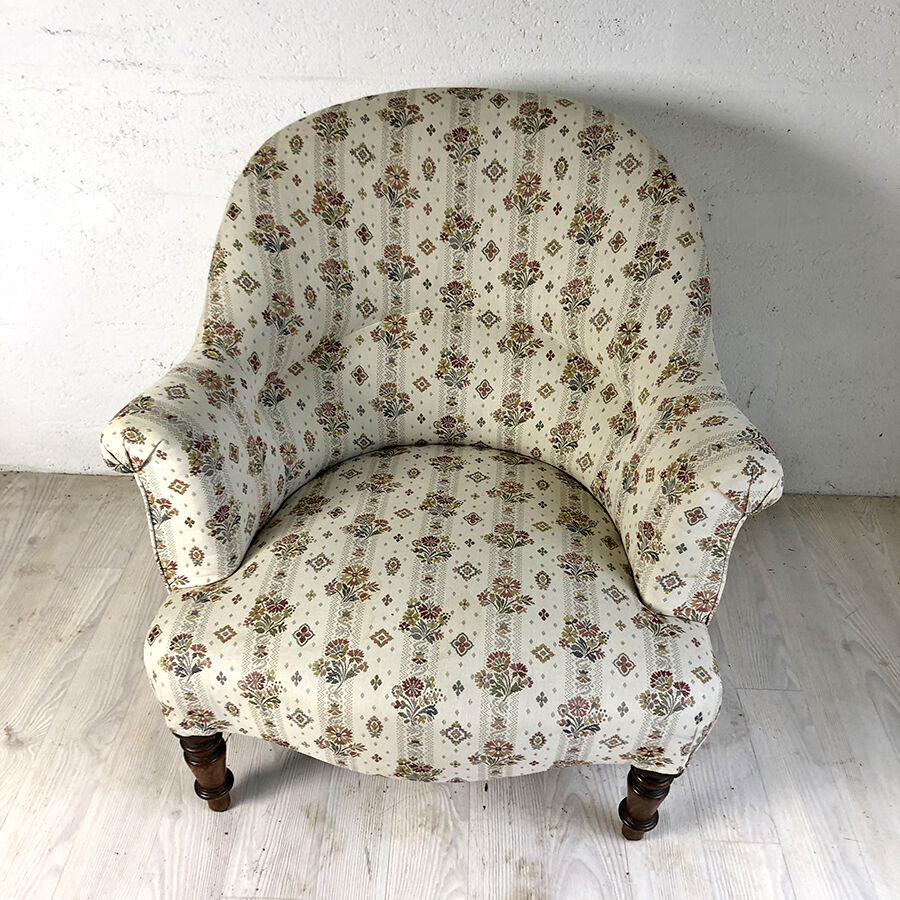 Toad chair