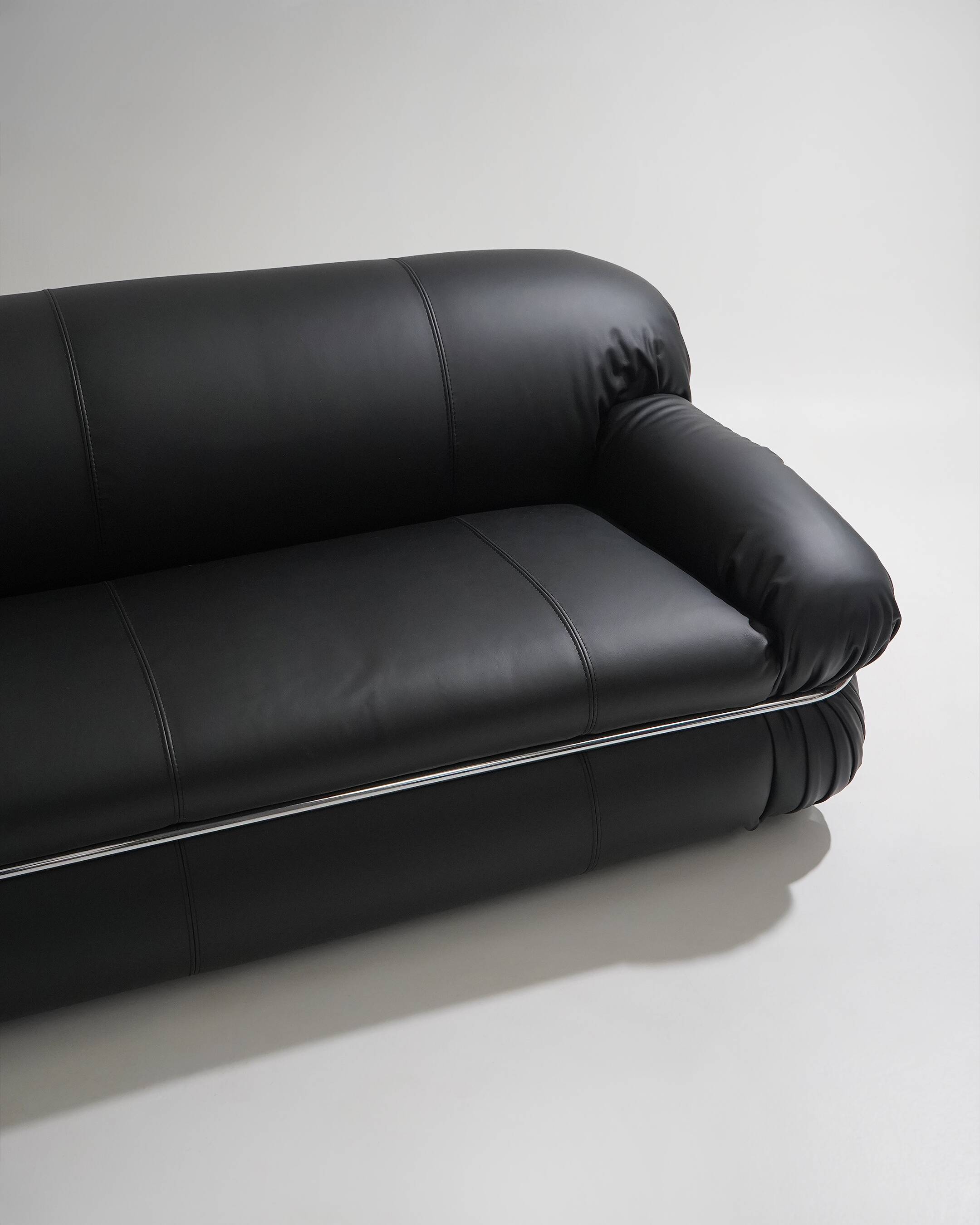 Canapé 3 places modèle "Luisa" par Ico e Luisa Parisi pour Comfort, années 1970
