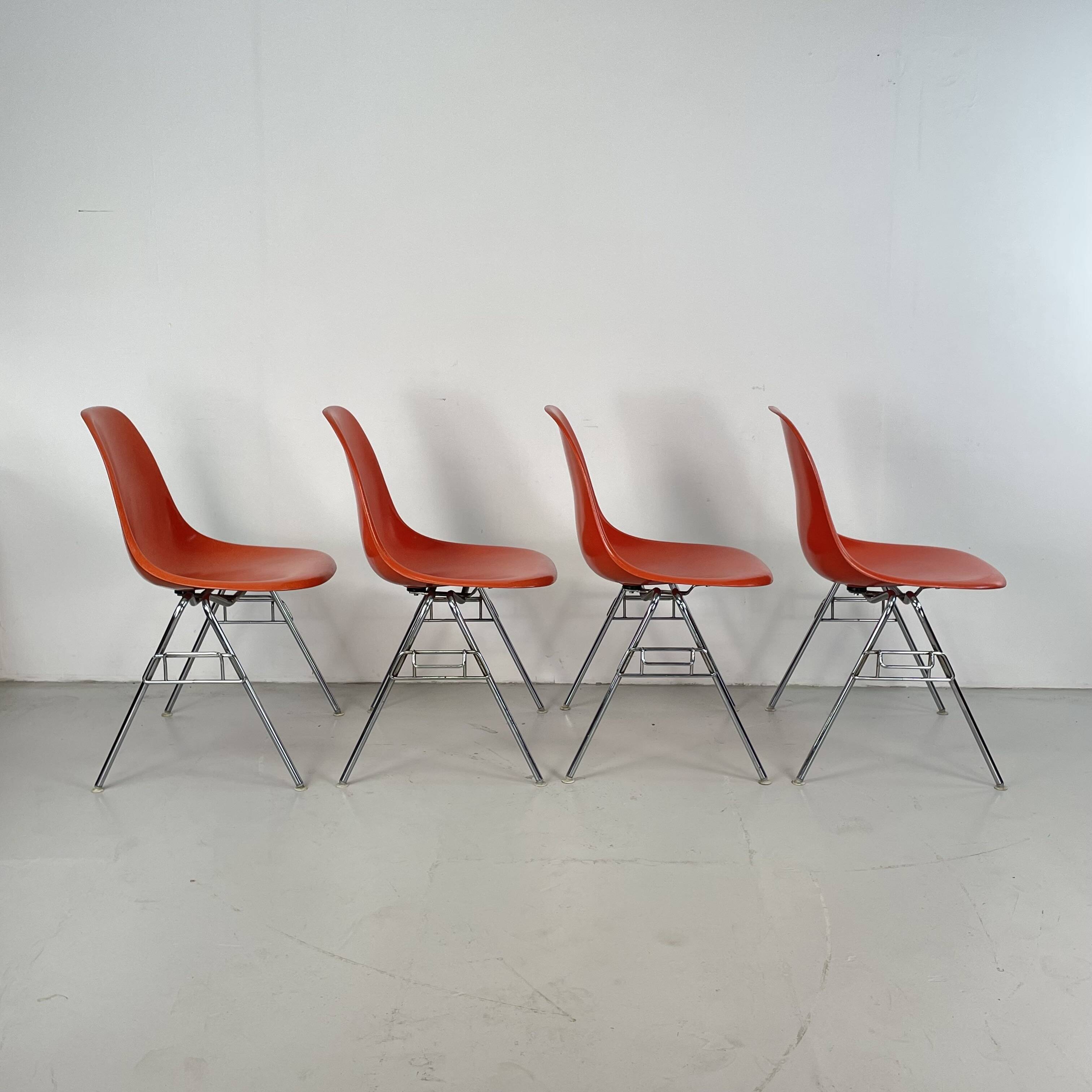 Set of 4 Eames for Herman Miller DSS side chairs in coral