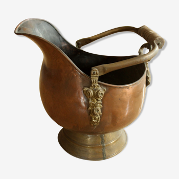Planter made of copper and brass with a wooden handle, vintage from the 1960s