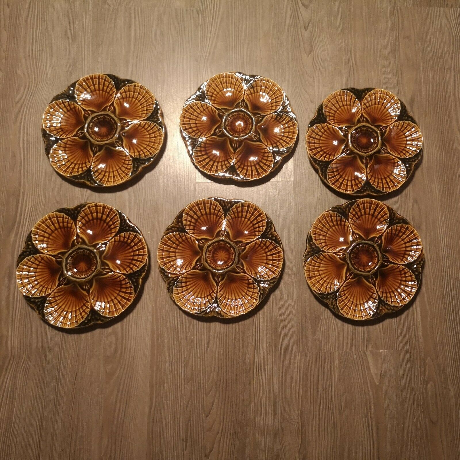 Series of 6 plates with oyster shells in Sarreguemines earthenware
