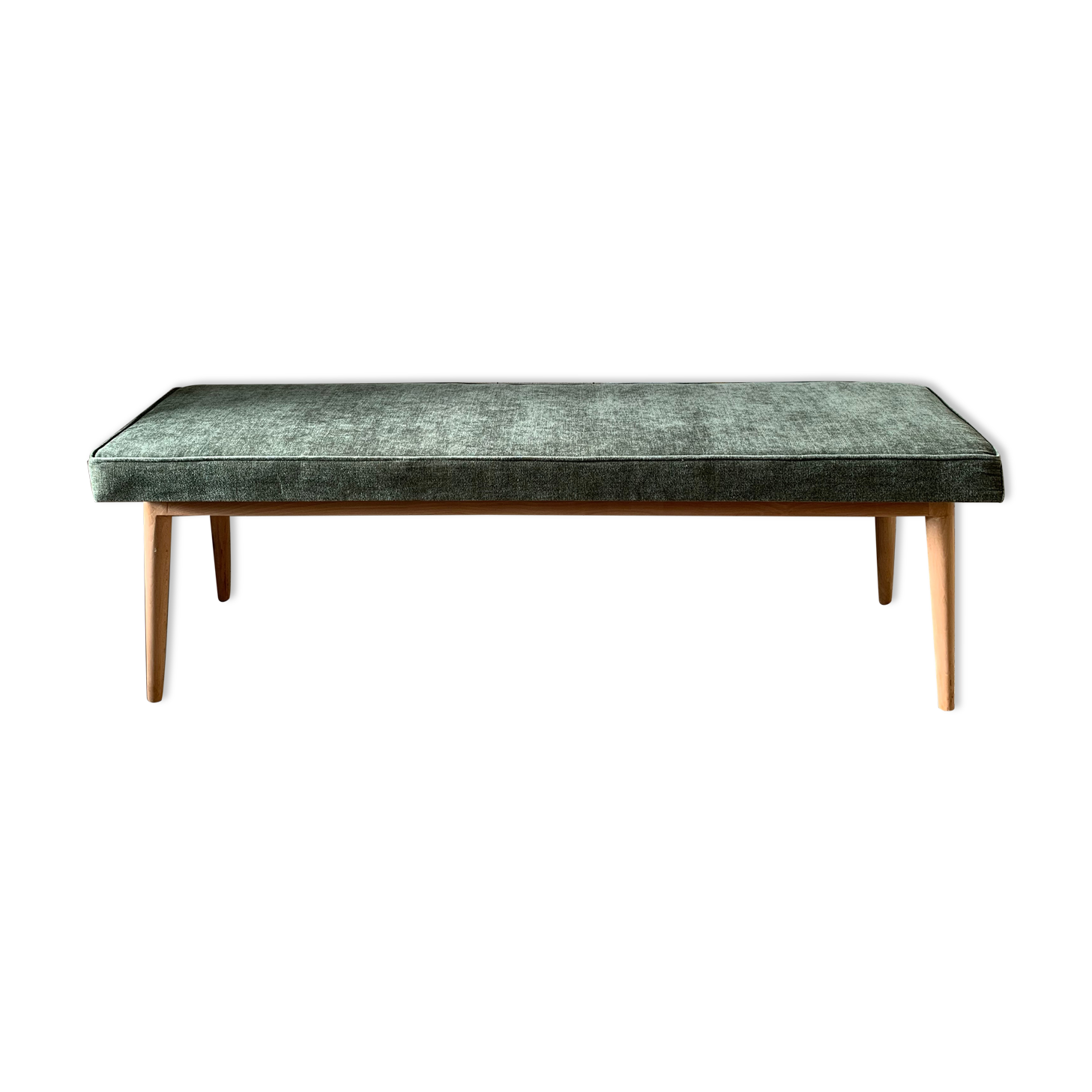 Scandinavian bench