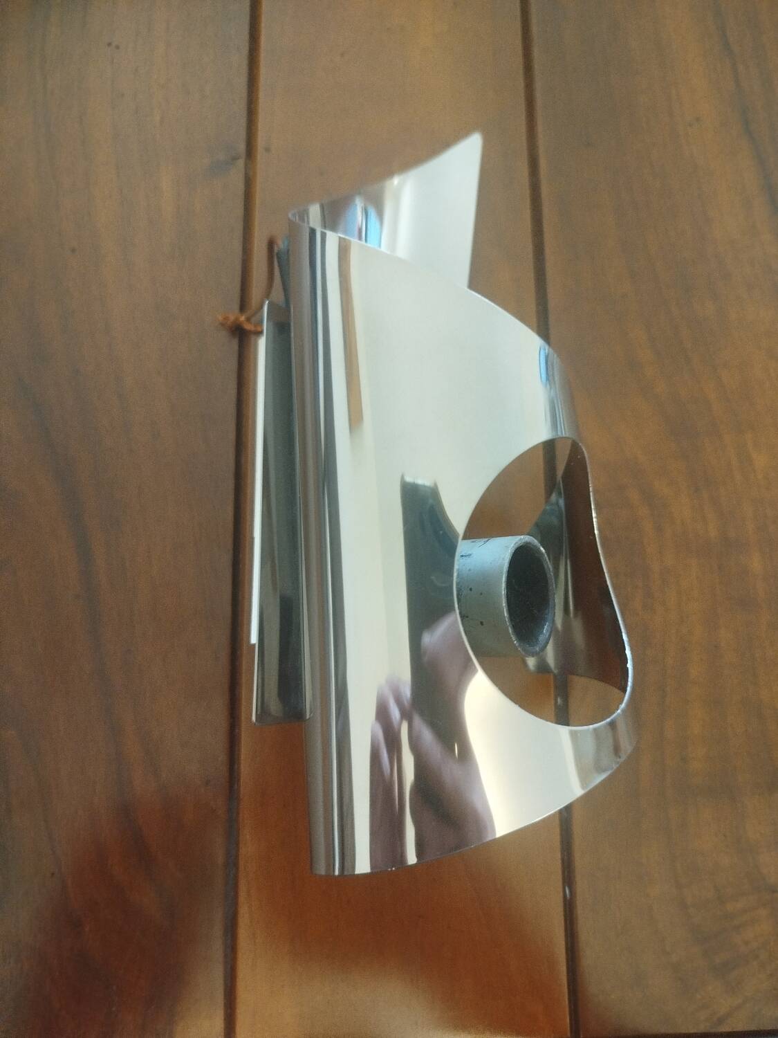 Vintage futuristic wall lamp in chrome sheet metal, space age 70s 80s.