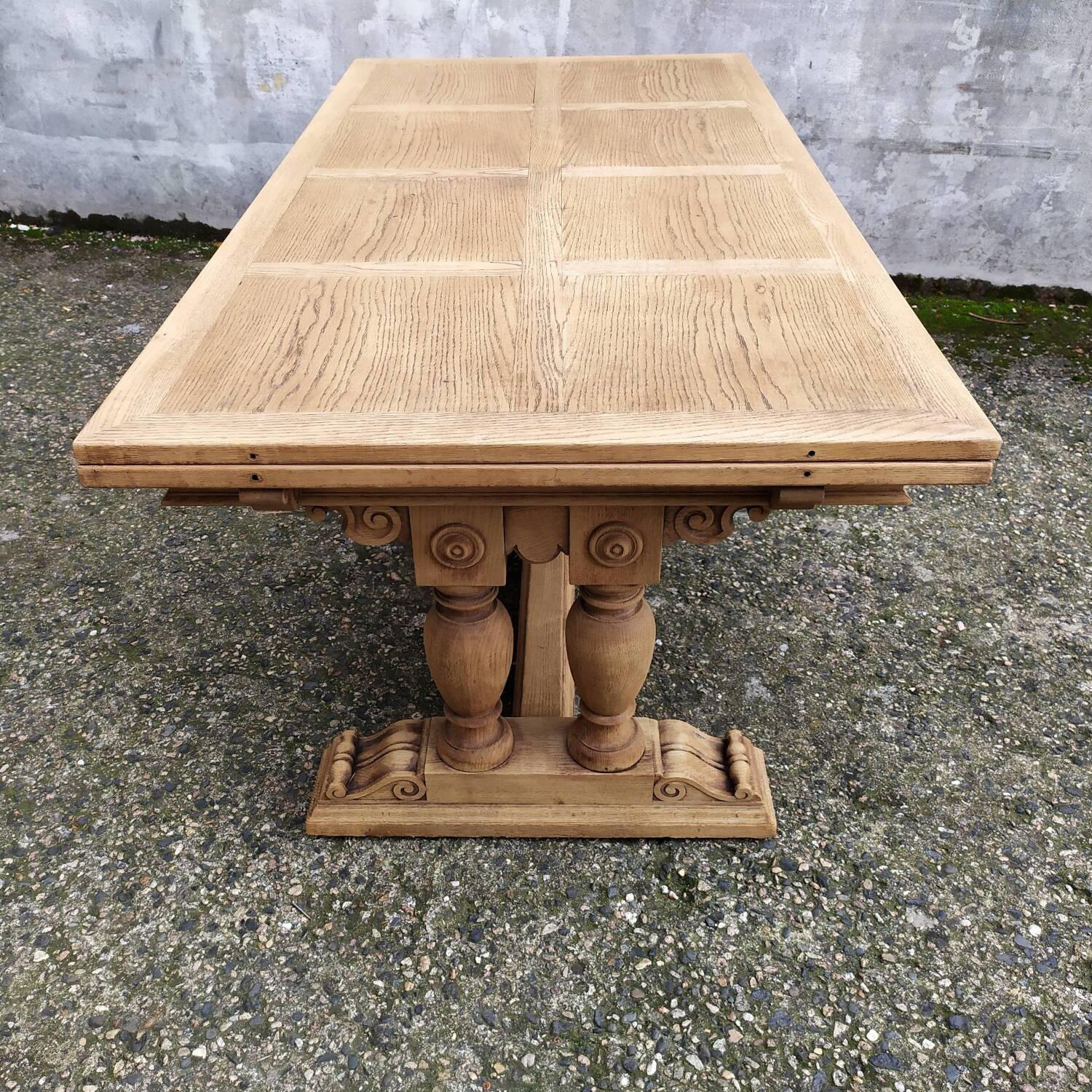 Table monastère chêne