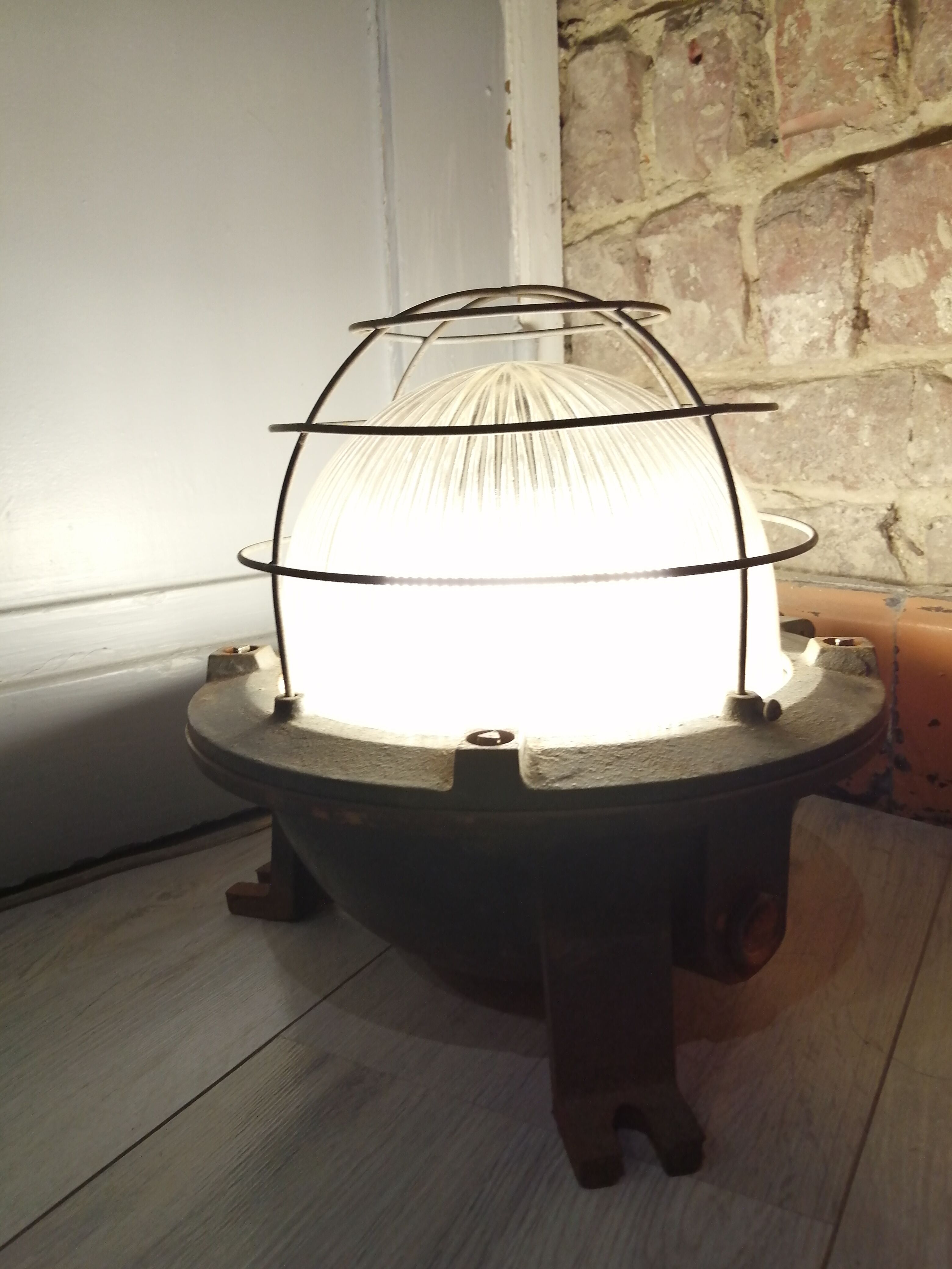 Lampe industrielle