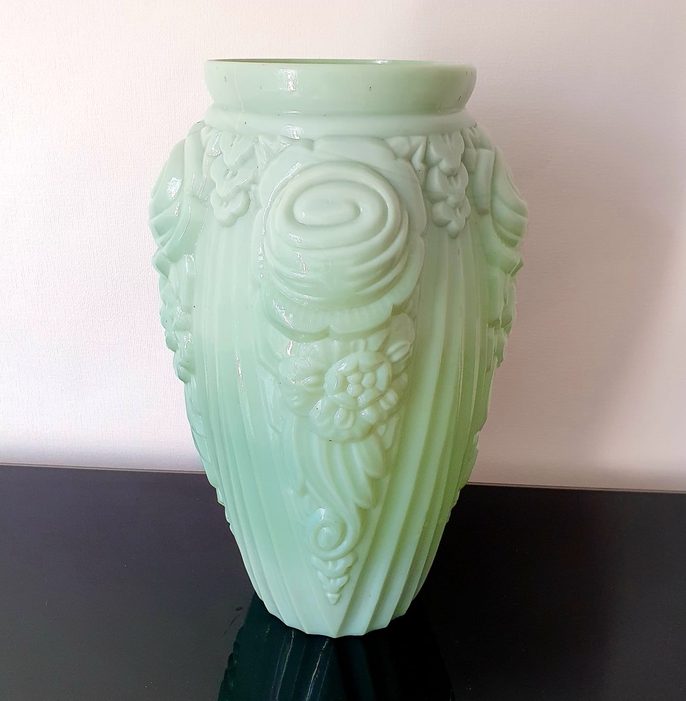Vase en opaline Art Deco