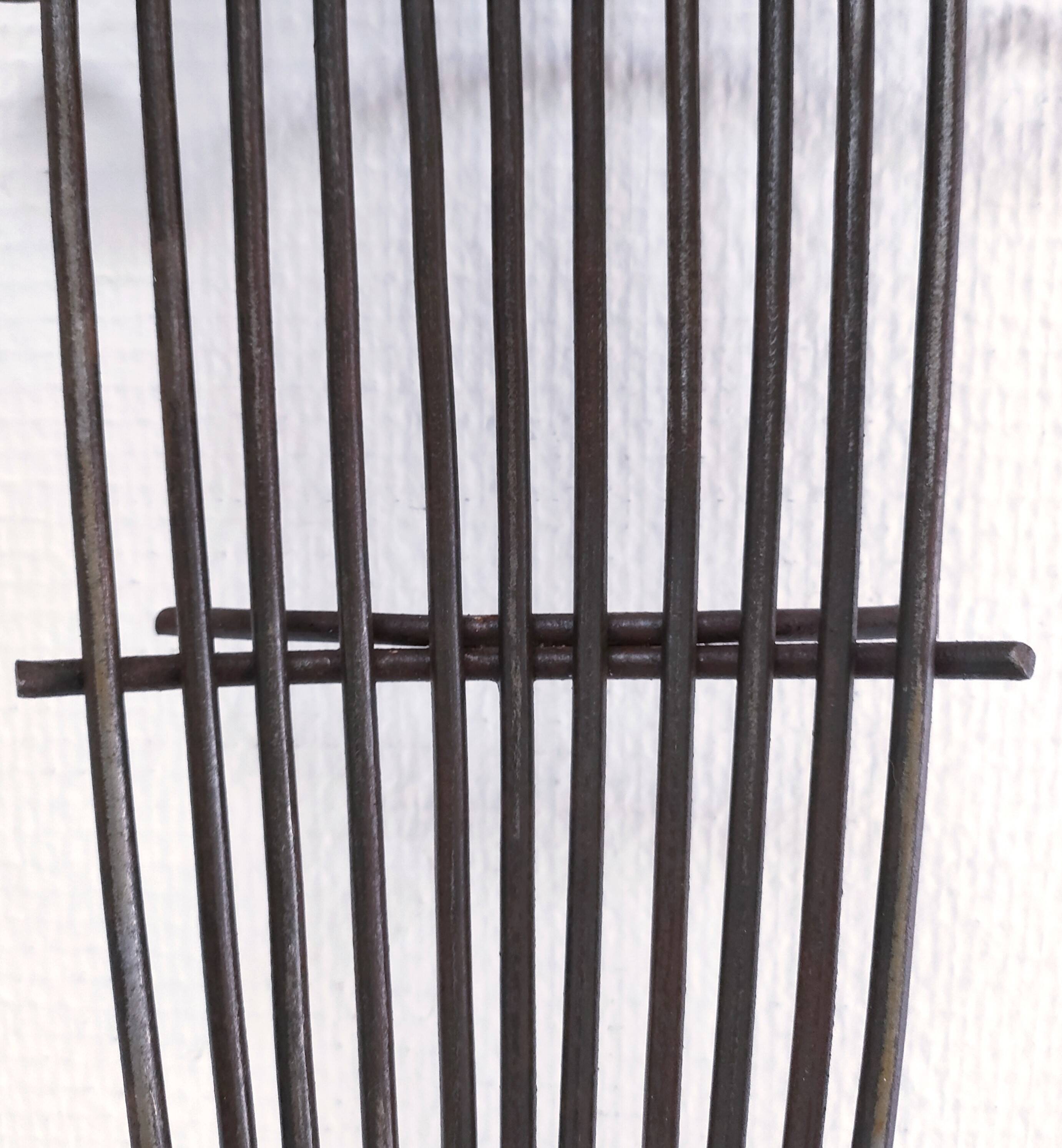 Coupe oblongue acier design années 90