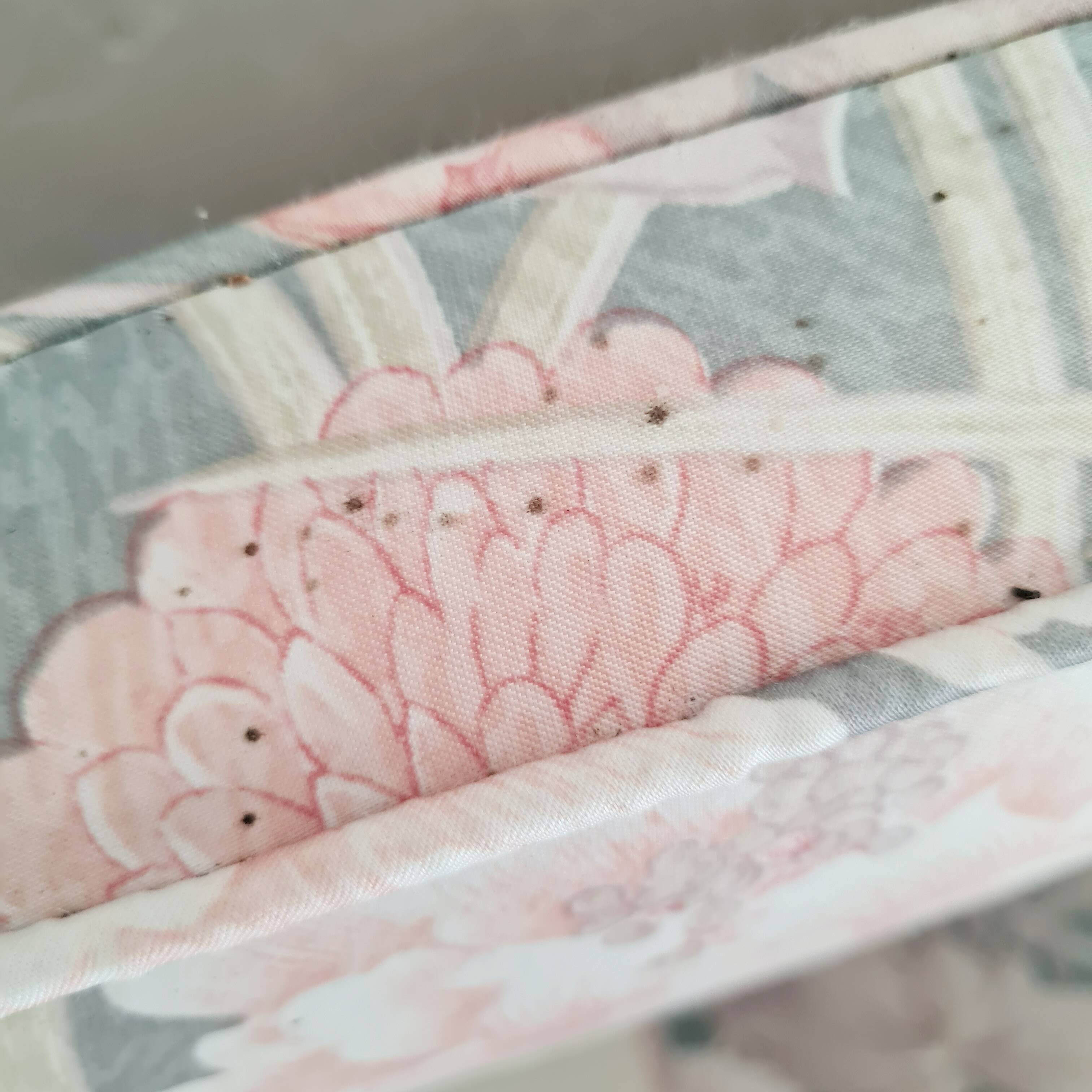 Têtes de lit paire vintage fleuries rose