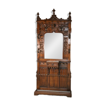Porte Manteau En Noyer De Style Néo-gothique