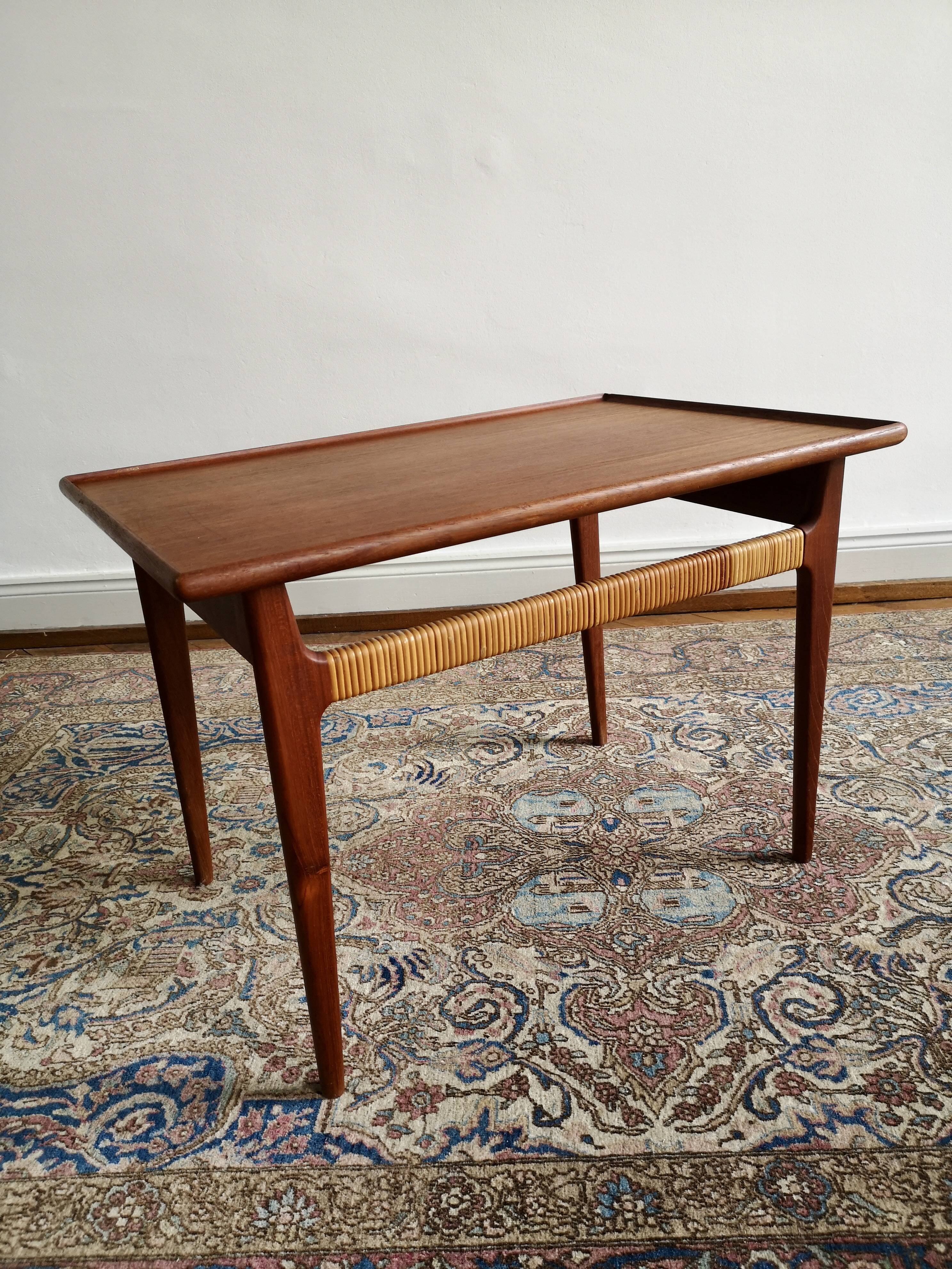 Scandinavian coffee table 60's teak and wicker