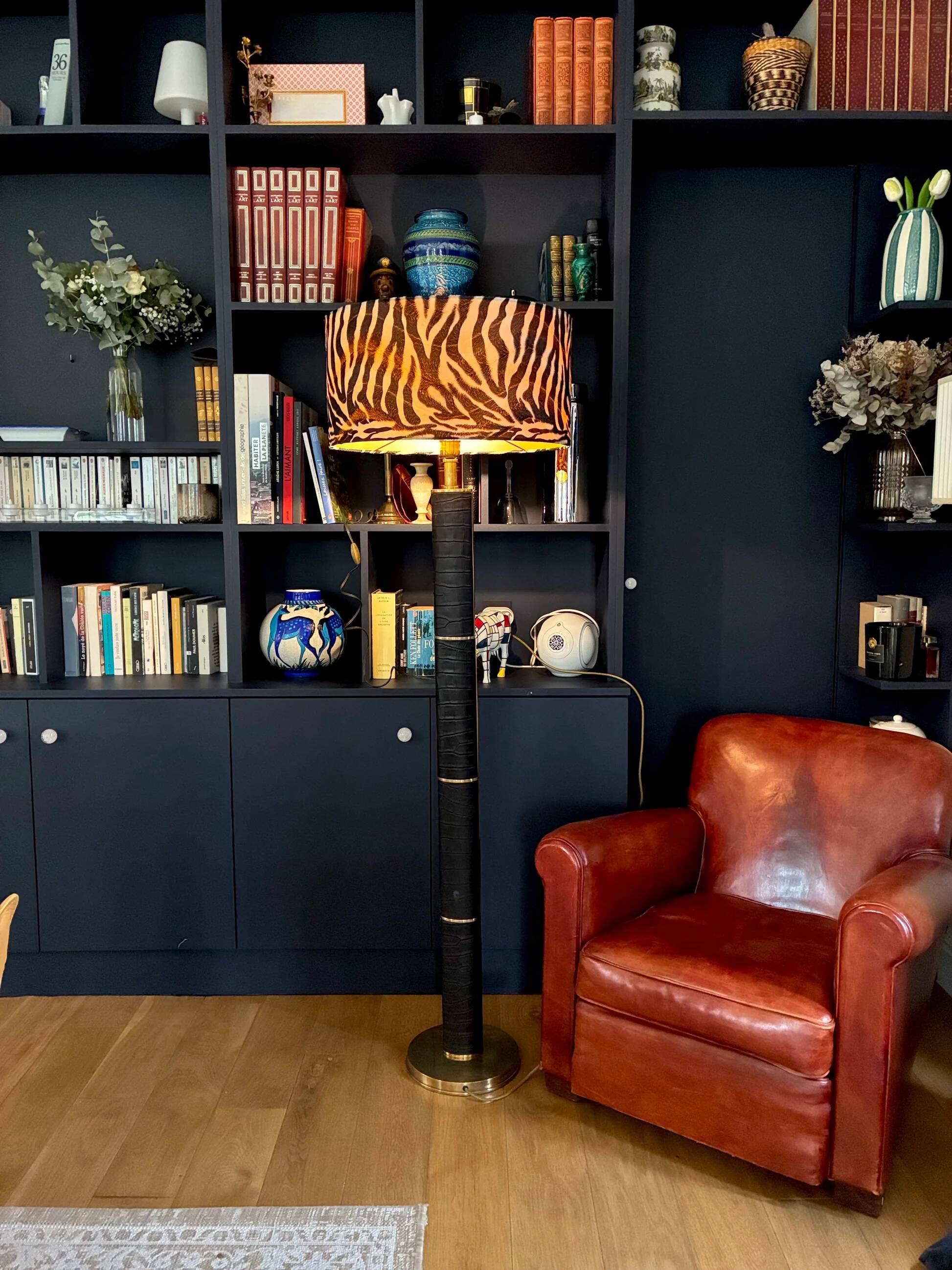 Large Ralph Lauren floor lamp in leather and brass