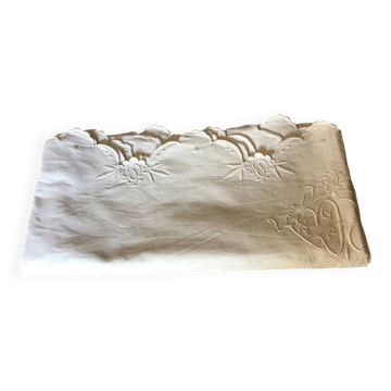 White cotton bedspread