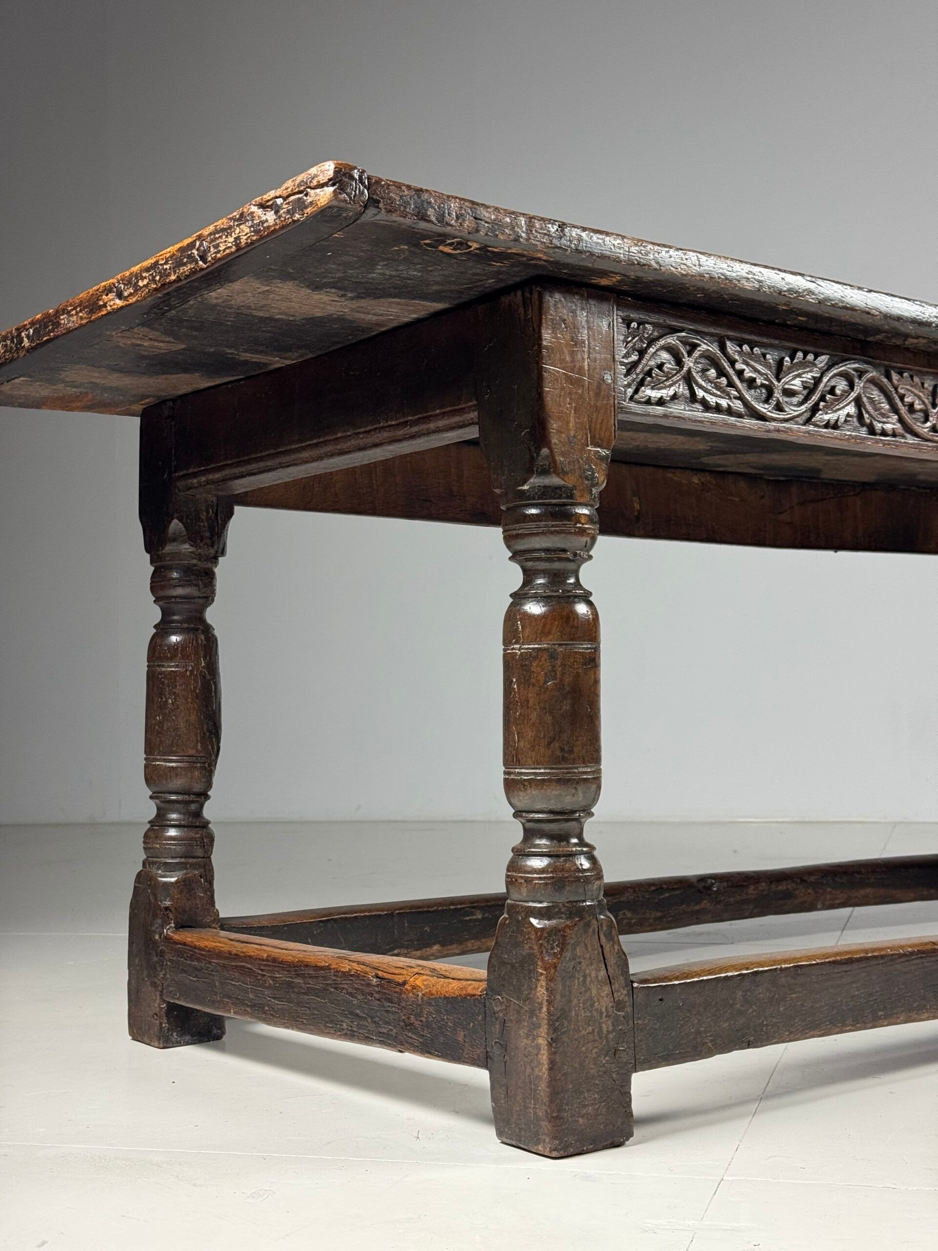 Refectory table 17th century