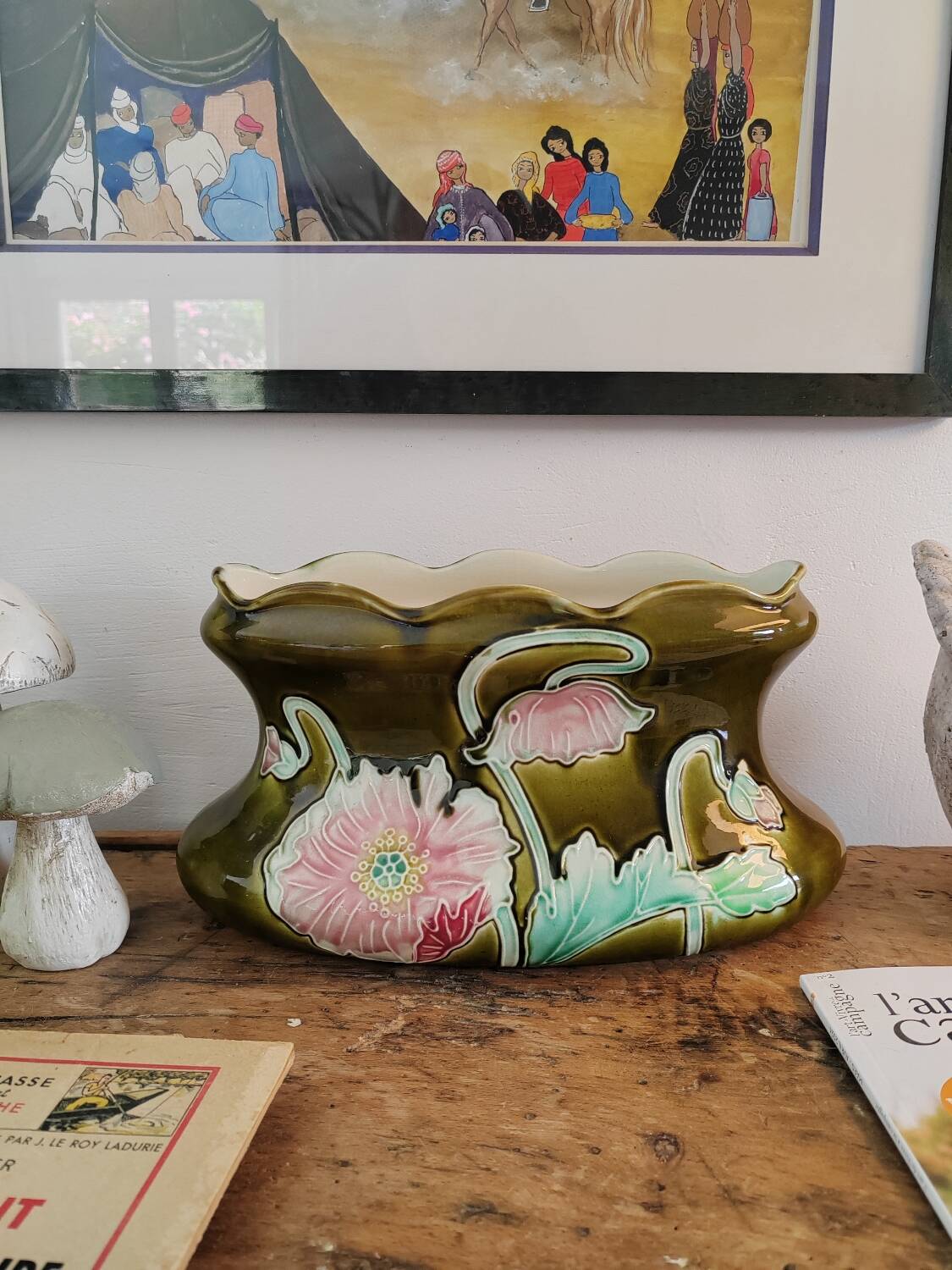 Flowerpot with flower decoration