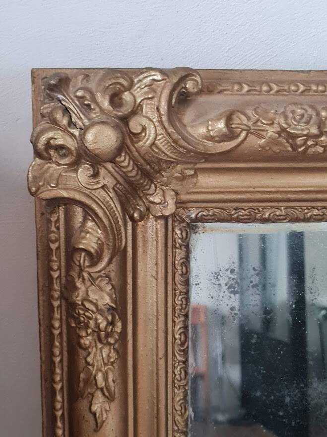 Antique rectangular mirror with mouldings 103 x 68