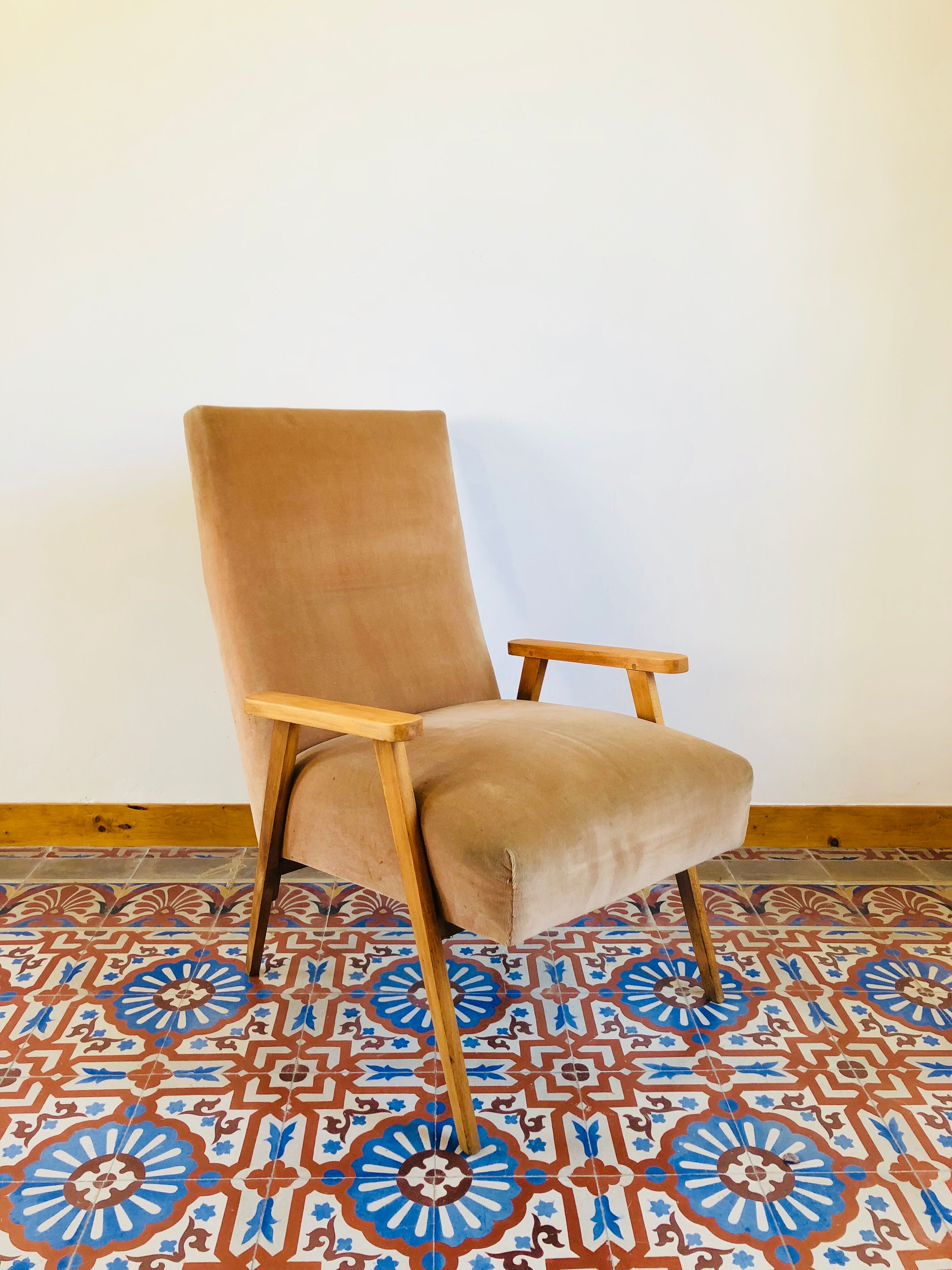 Vintage lounge armchair 1970