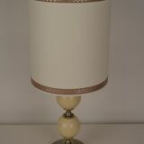 Vintage lamp to lay