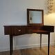 Coiffeuse en formica avec miroir