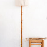 Lampadaire en bois et abat-jour en corde de coton