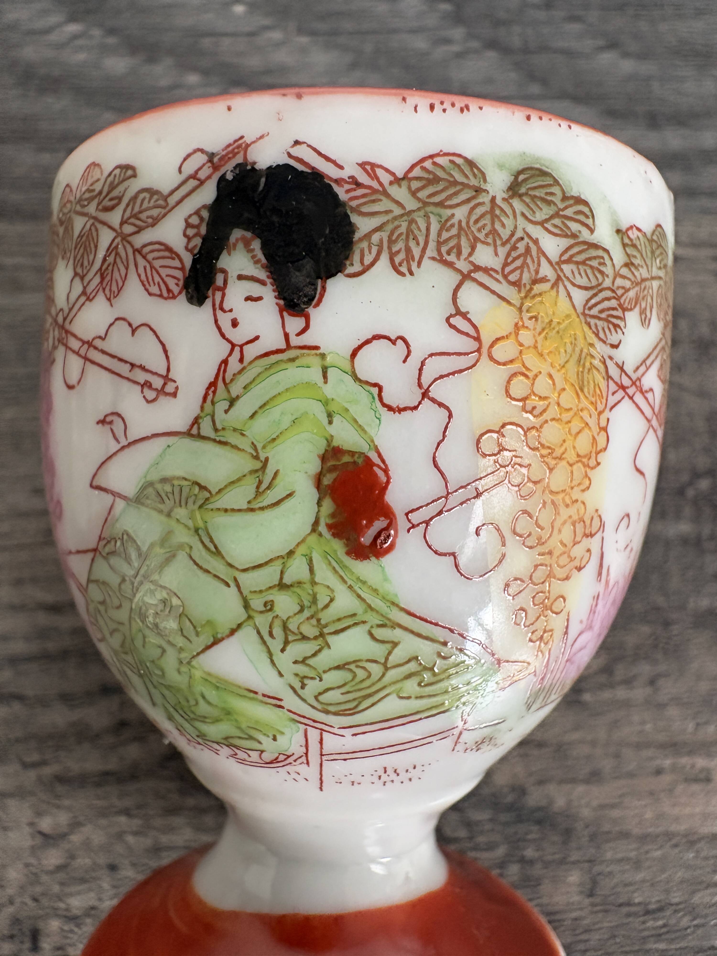 Paire de coquetiers anciens en porcelaine japonaise Kutani