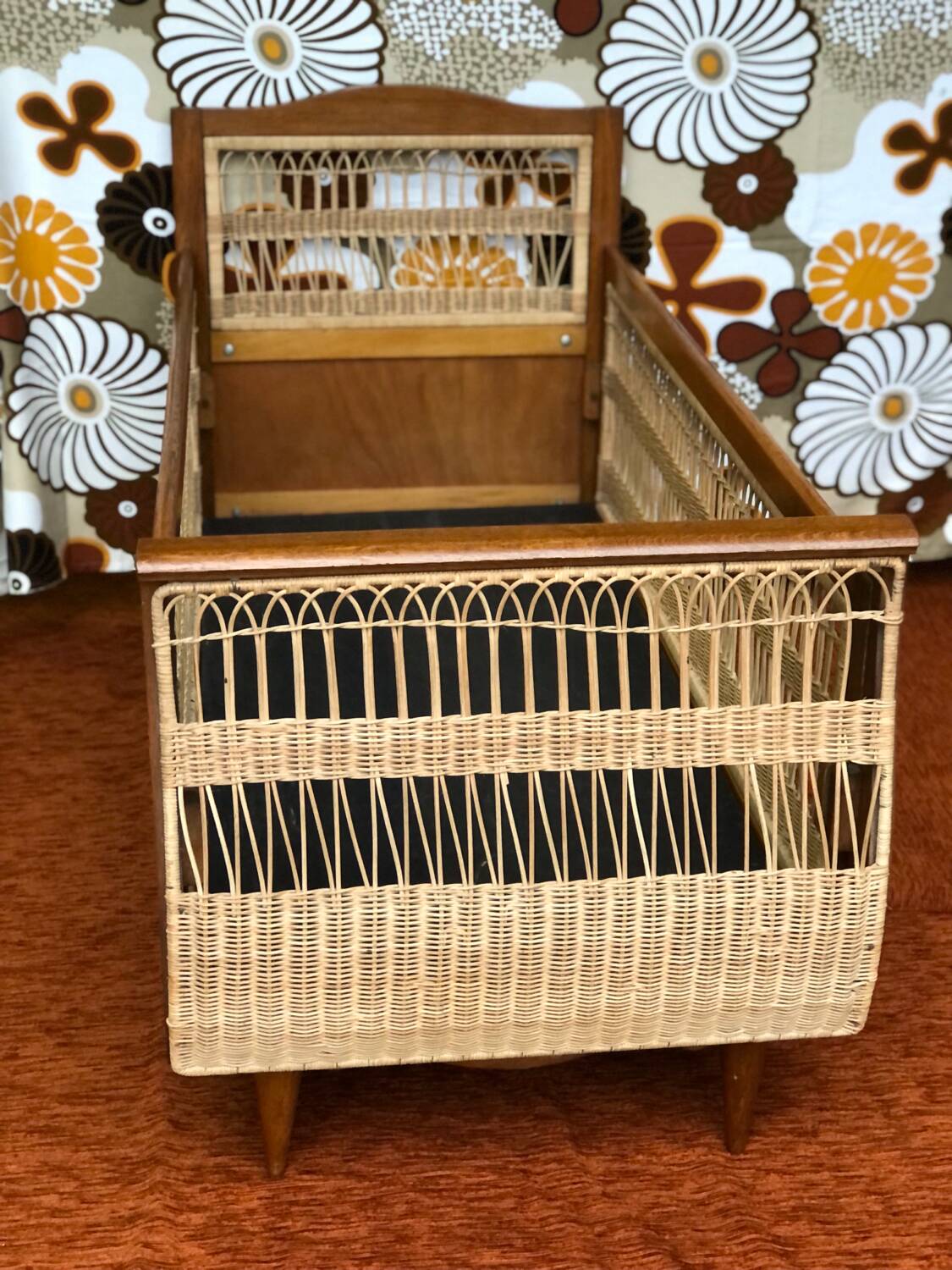Vintage wicker children's bed 1960