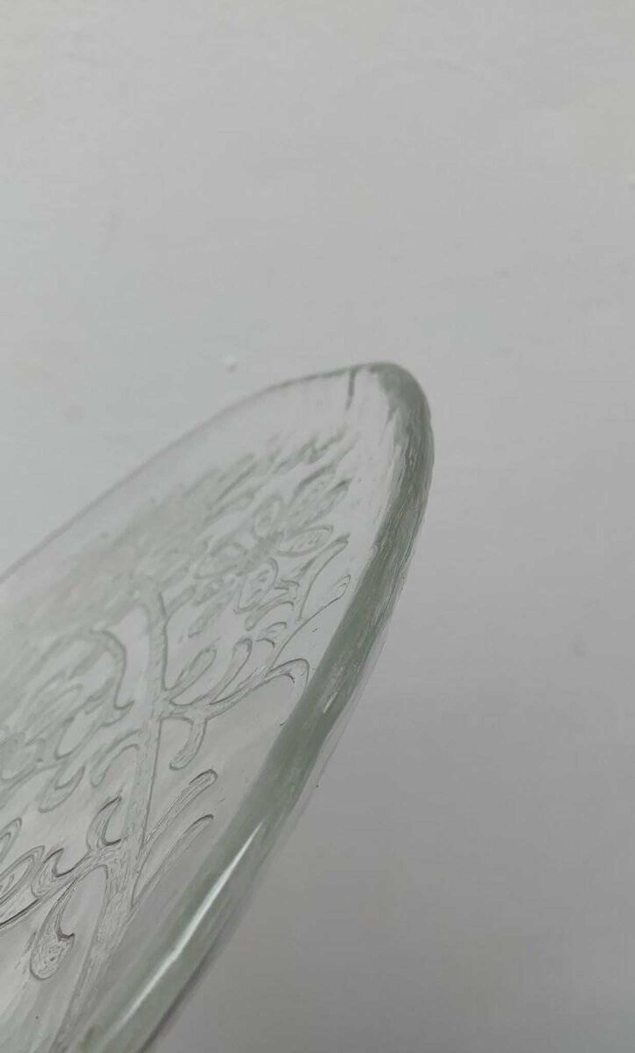 Large Finnish glass plate from the mid-century by Humppila.