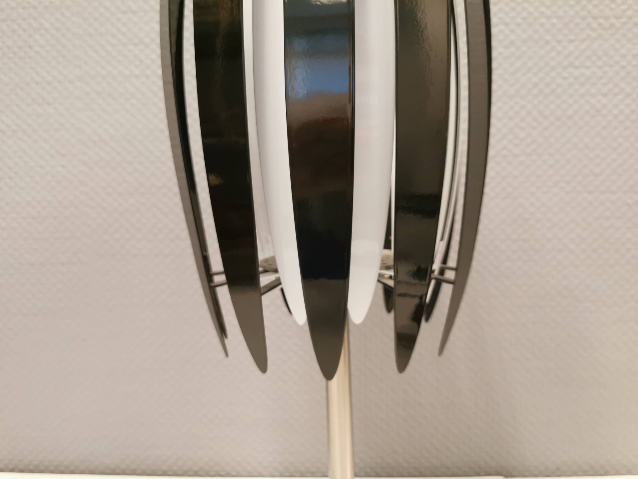 Large table lamp designed by Benny Frandsen for Frandsen Lightning in the mid-1980s.