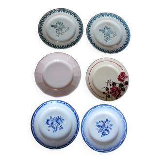 A set of 6 mismatched blue and pink floral dinner plates from Terre de Fer, Digoin.