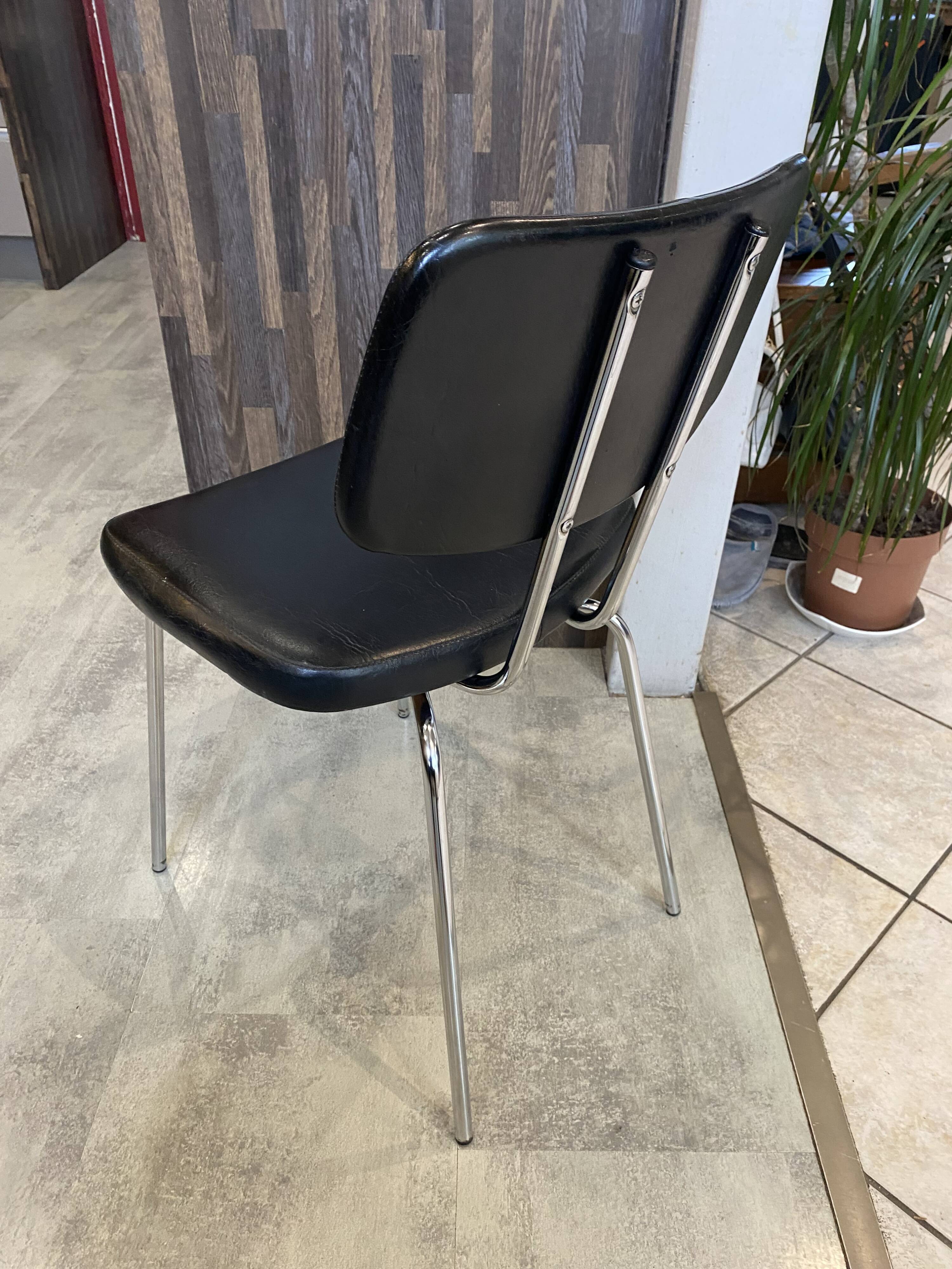 Chair N2 black vintage skai leather 1970