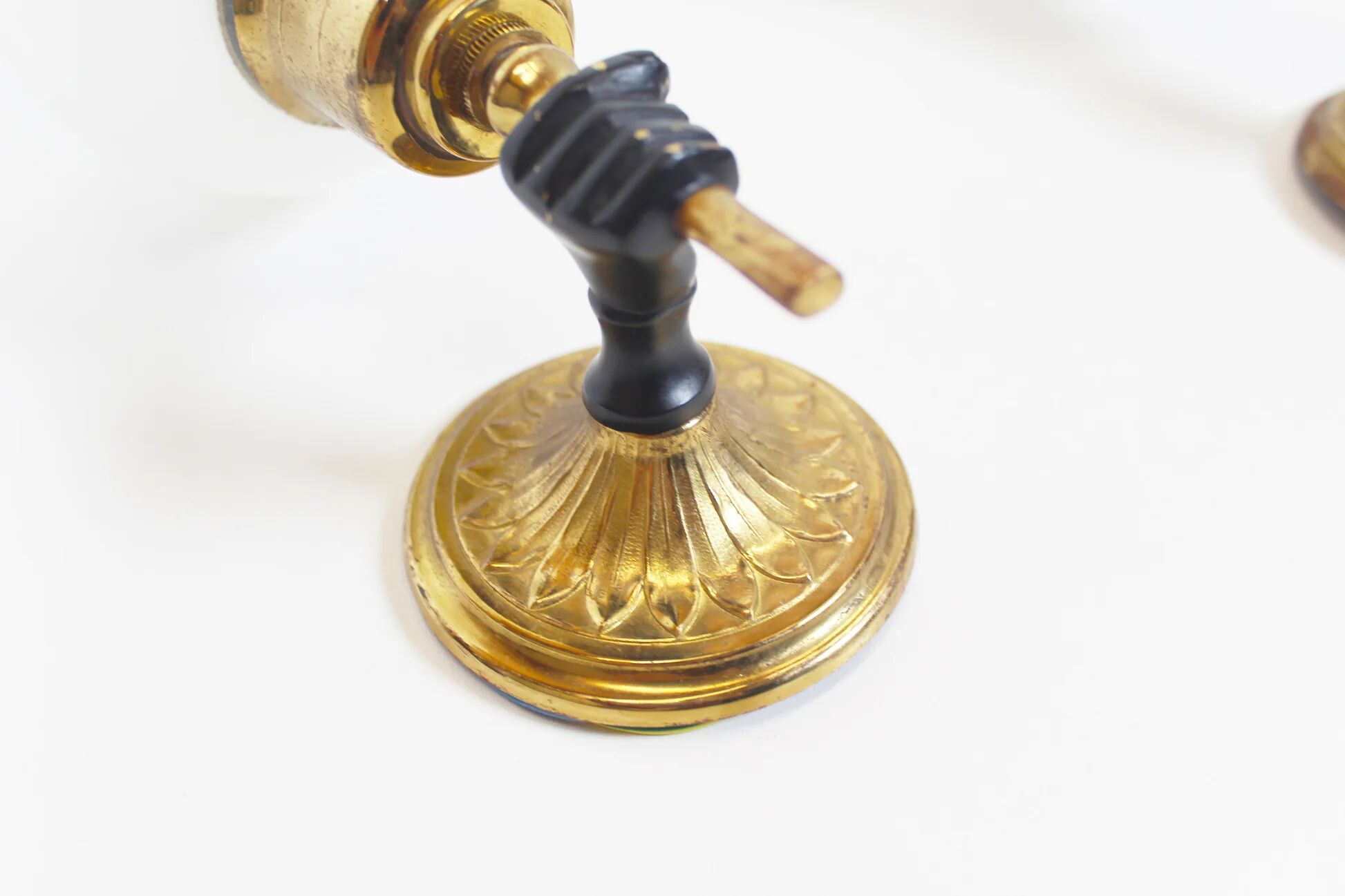 Paire de lampes murales 'torche' dans le style de Maison Jansen