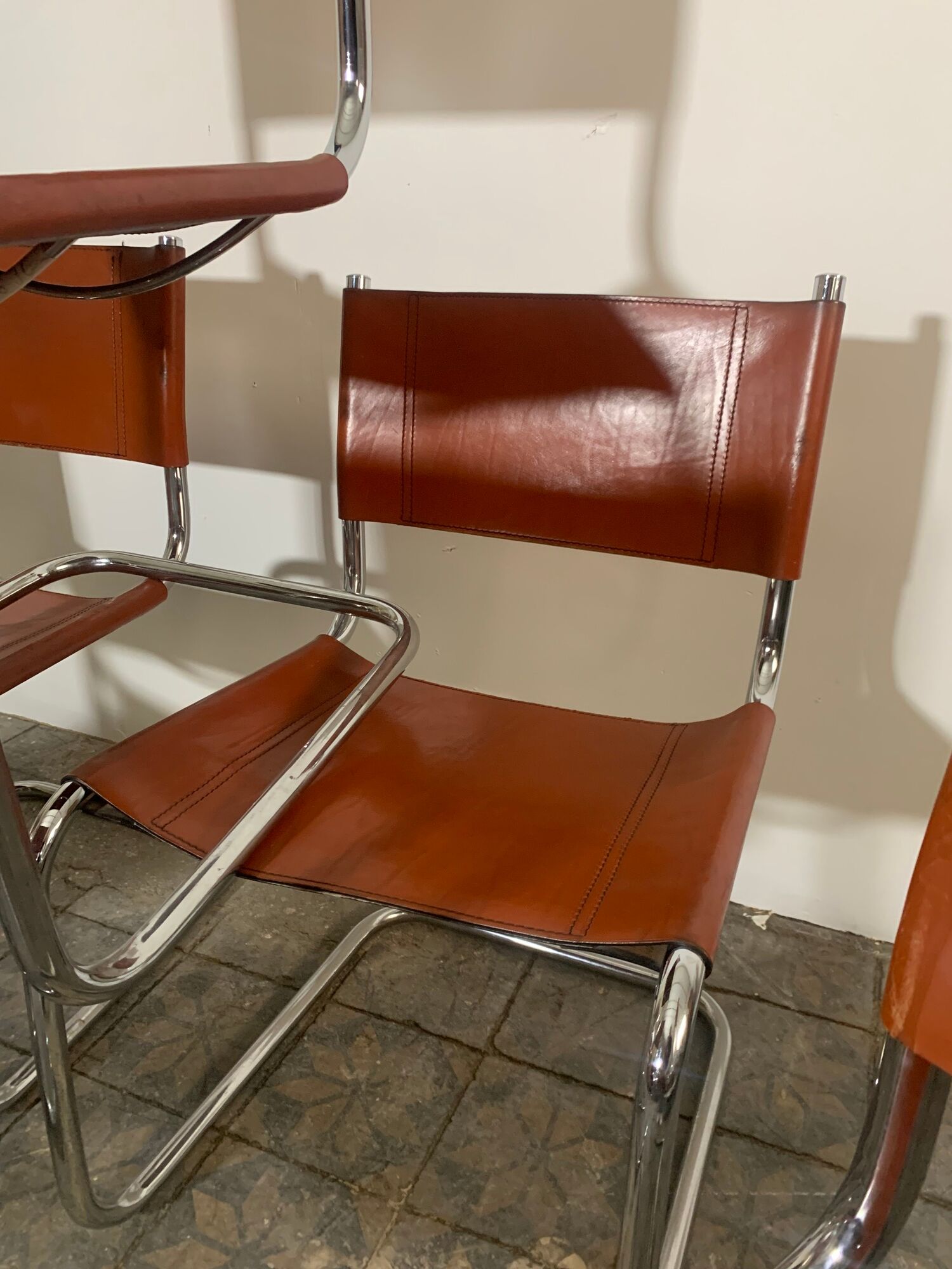 Set of 6 dining chairs