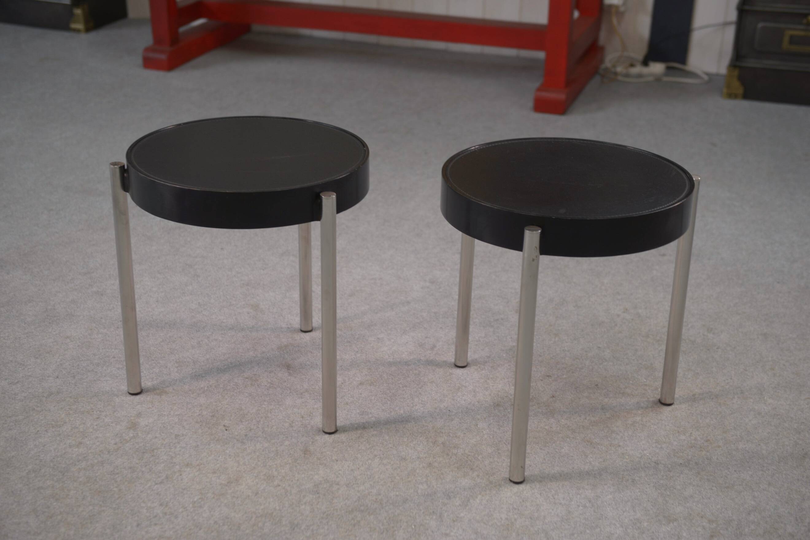 Pair of side tables by Tavolino Brighella for Zanotta 1980s