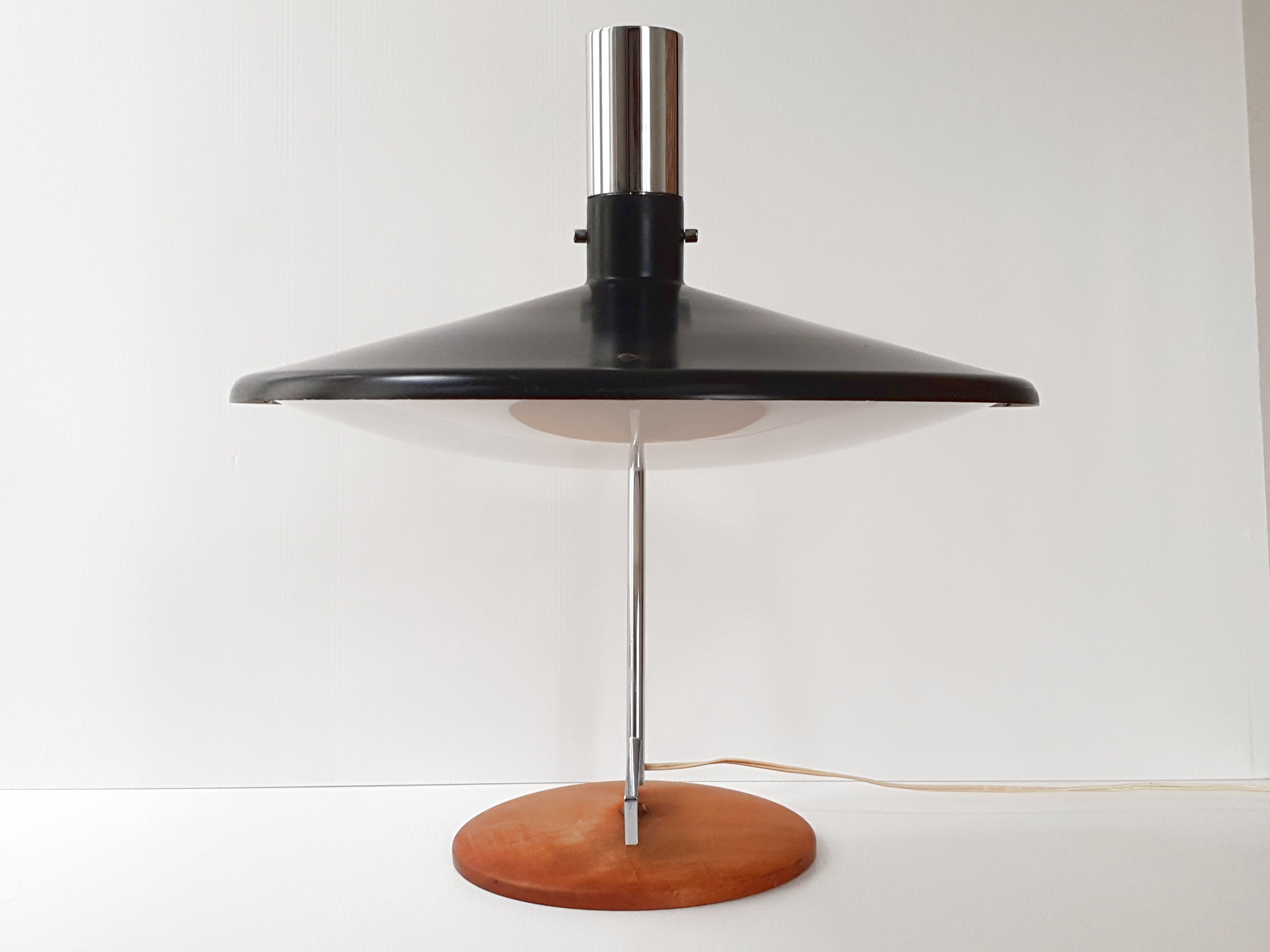 Lampe de table de Georges Frydman pour EFA 1960 vintage