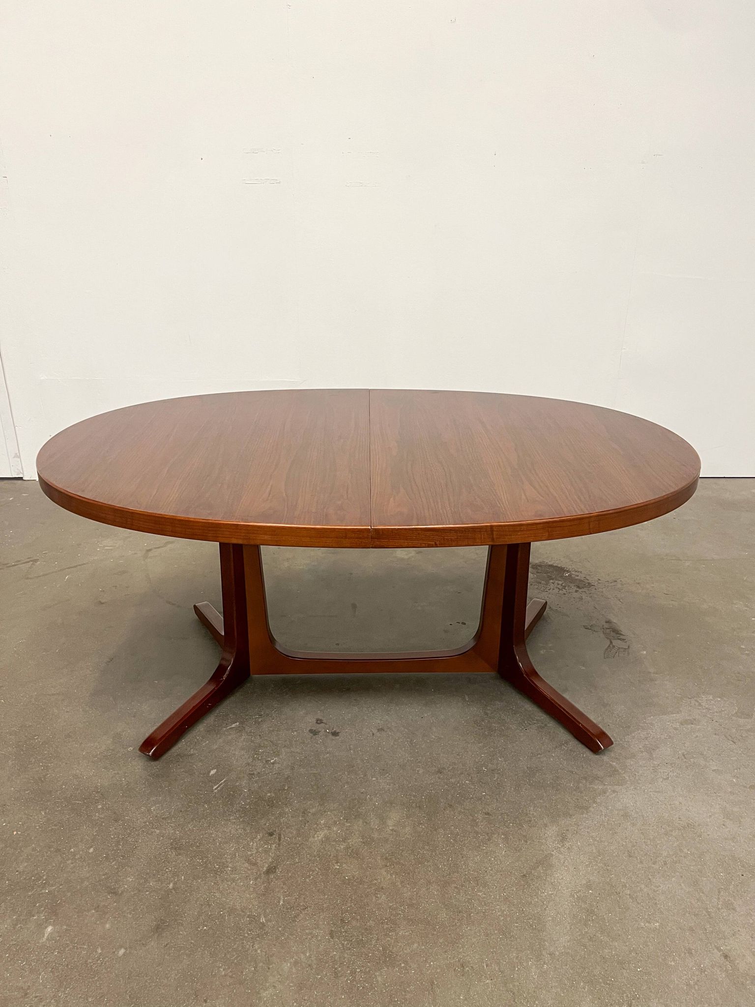 Table extensible vintage Baumann – 2 rallonges intégrées, années 60