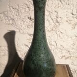 Vase vert en grès vernissé