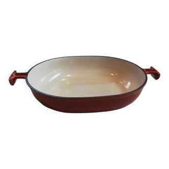 Cast iron dish the crucible