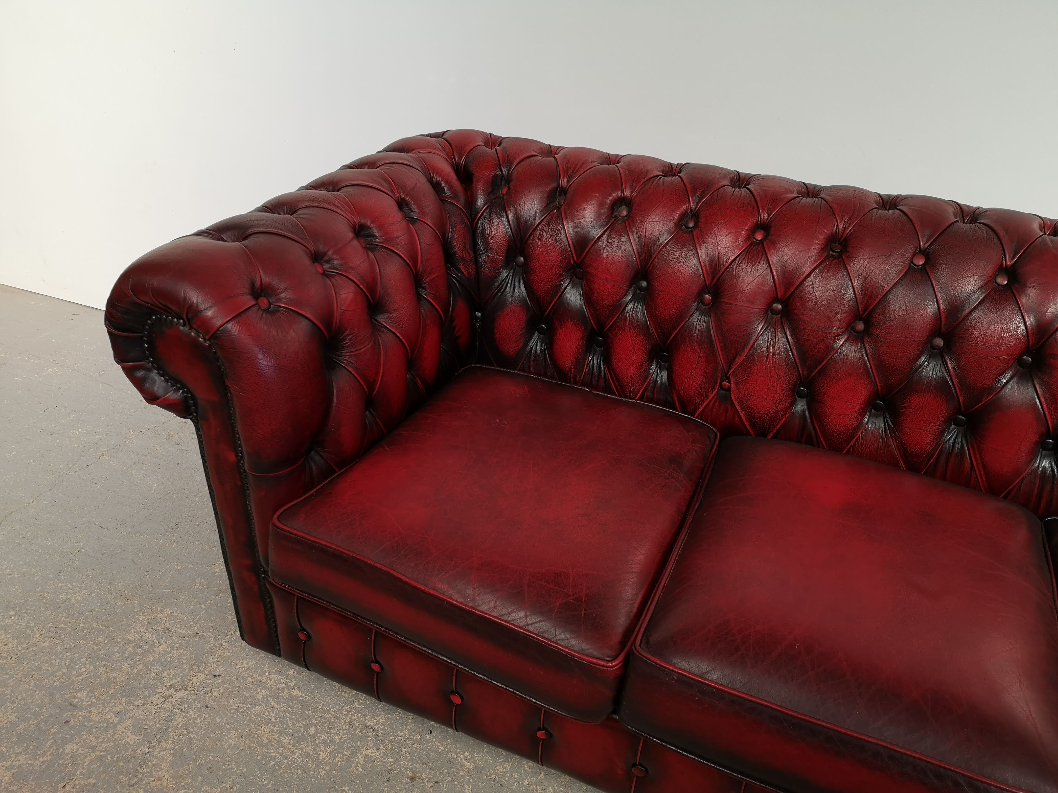 Chesterfield sofa red leather three seats