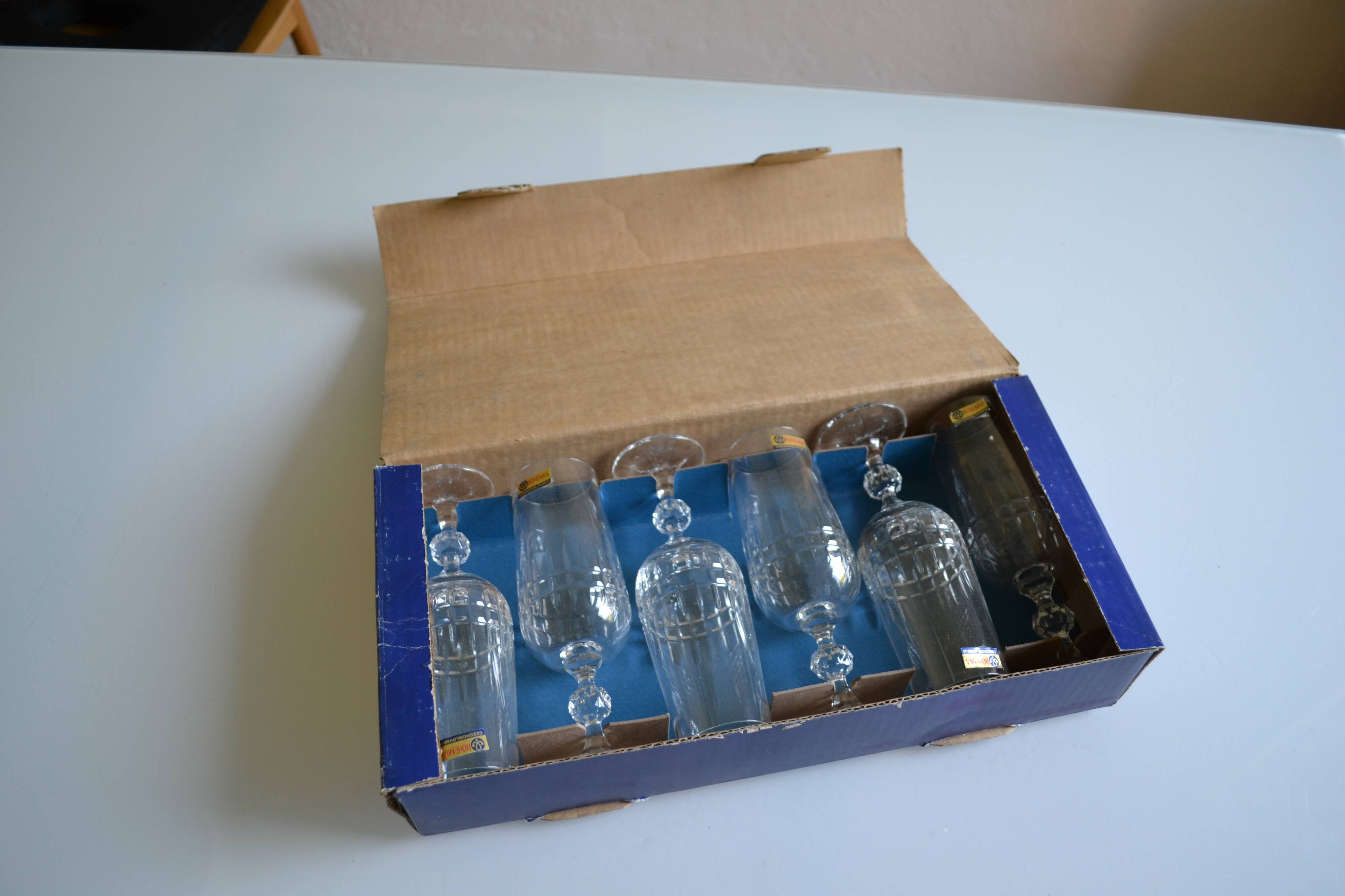 6 champagne flutes in Bohemian crystal Czechoslovakia