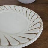 Este ceramic bowl