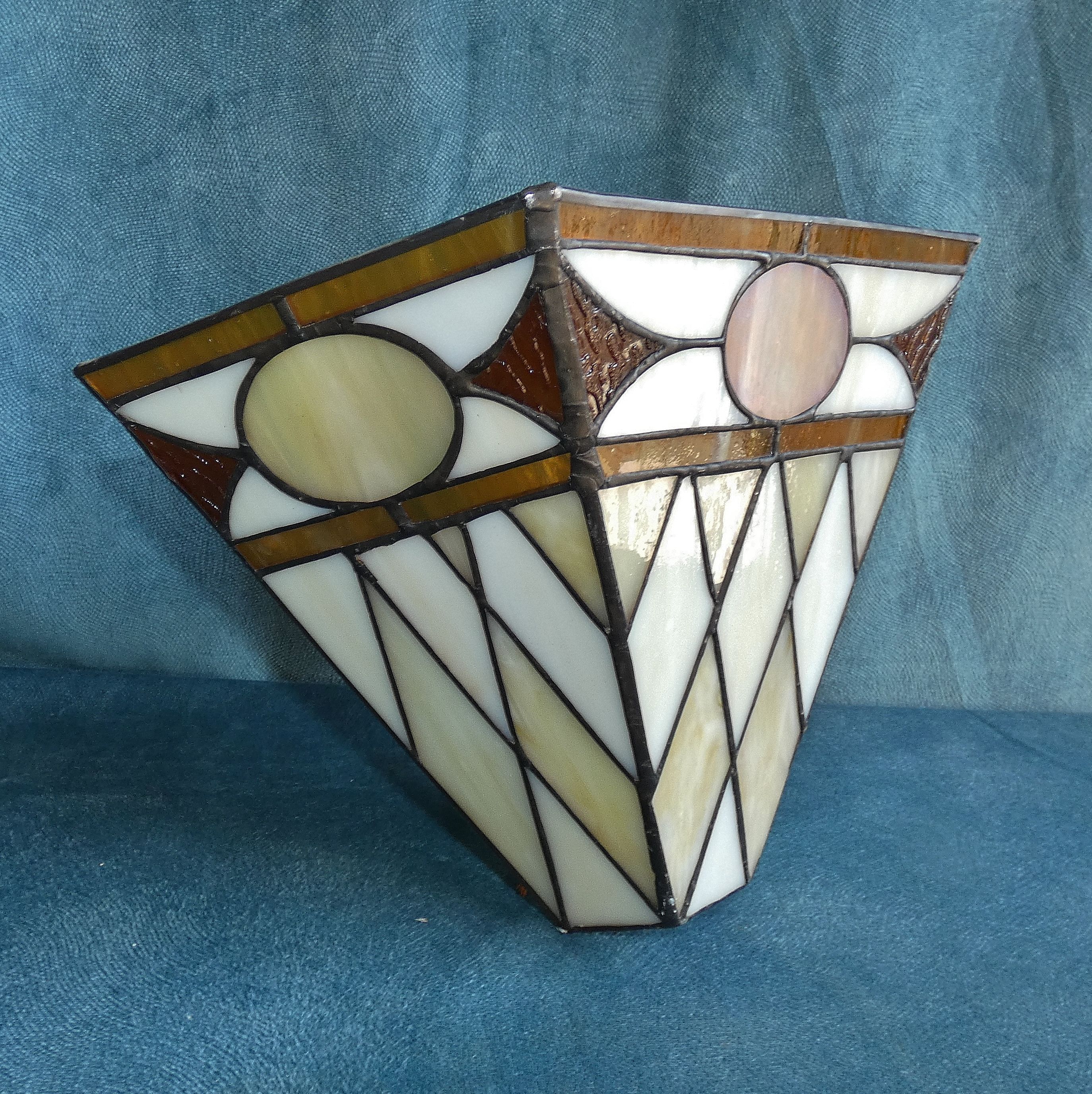 Wall lamp, glass paste, Tiffany Art Deco style, v shape, 80s work