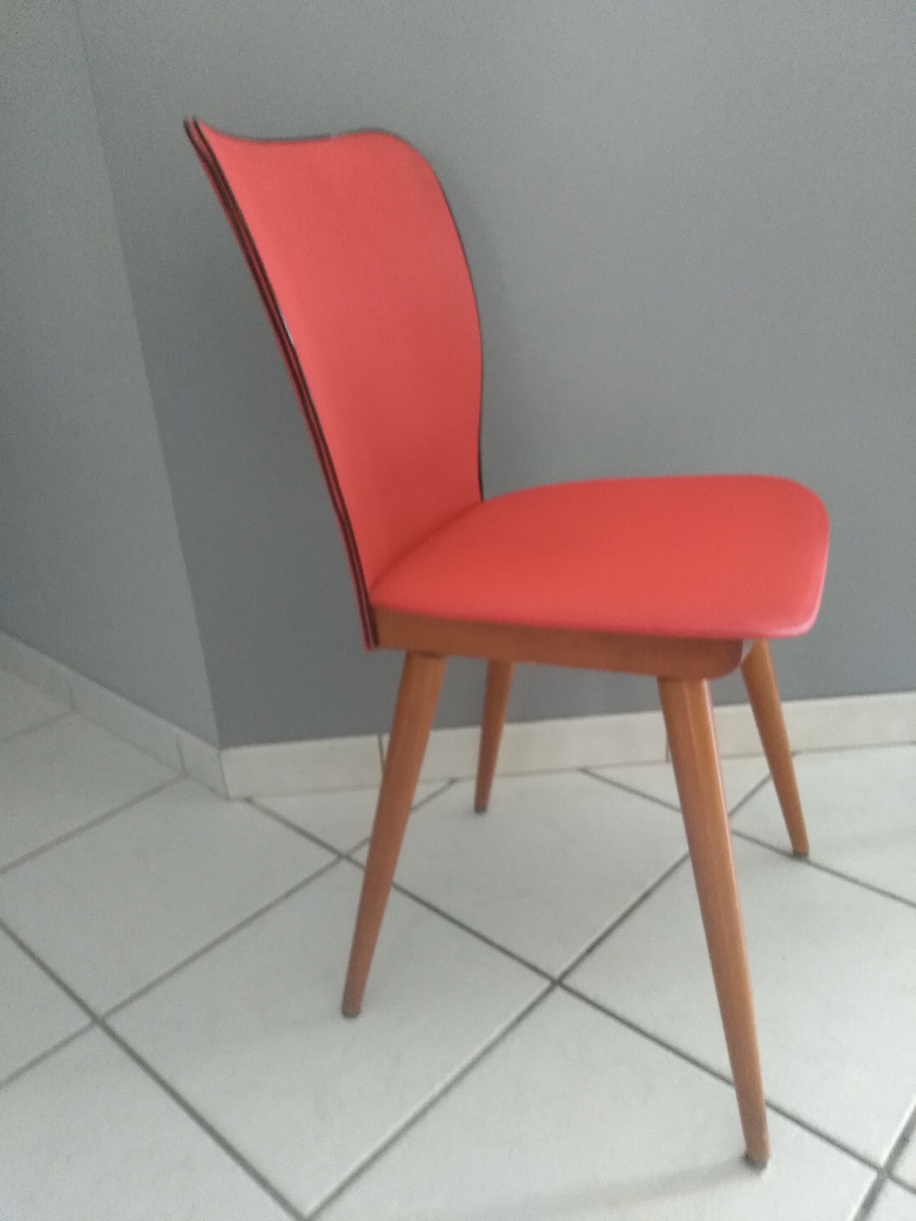 Suite of 4 chairs by Bistrot Baumann 800 by Swiss designer Max Bill 1950s