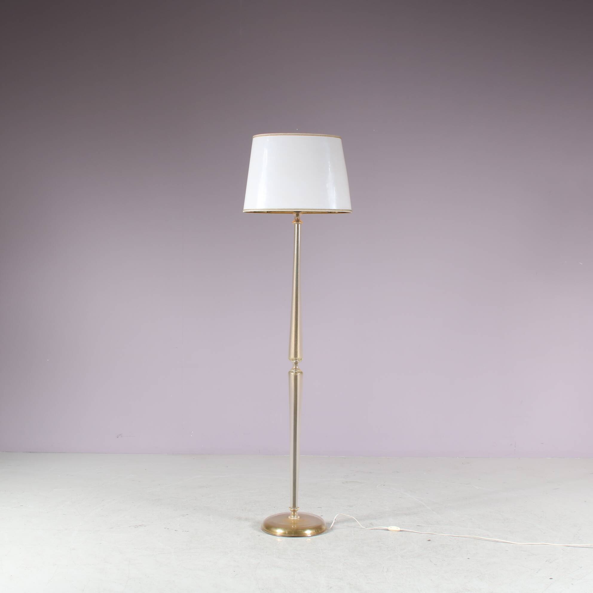 1940s Murano glass floor lamp from Italy