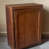 Compact Parisian buffet