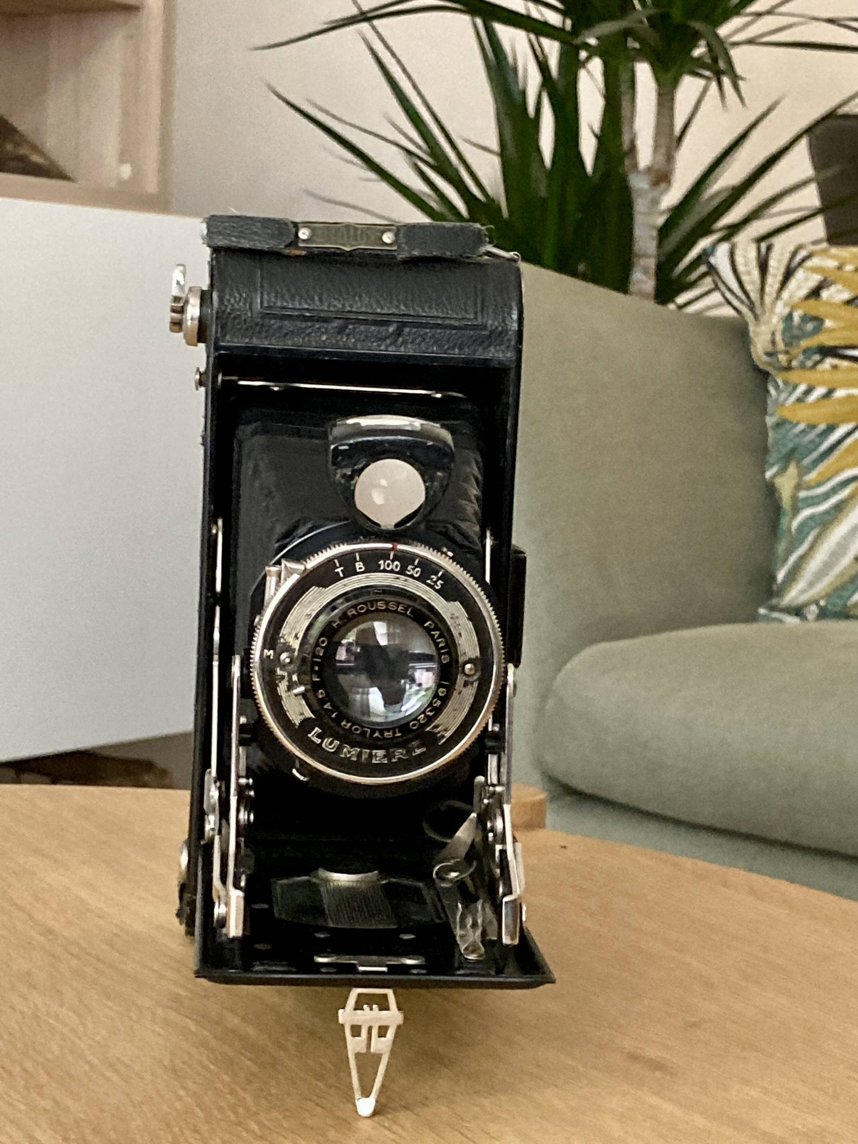 Old camera - Photoplait Dialux - Year 30